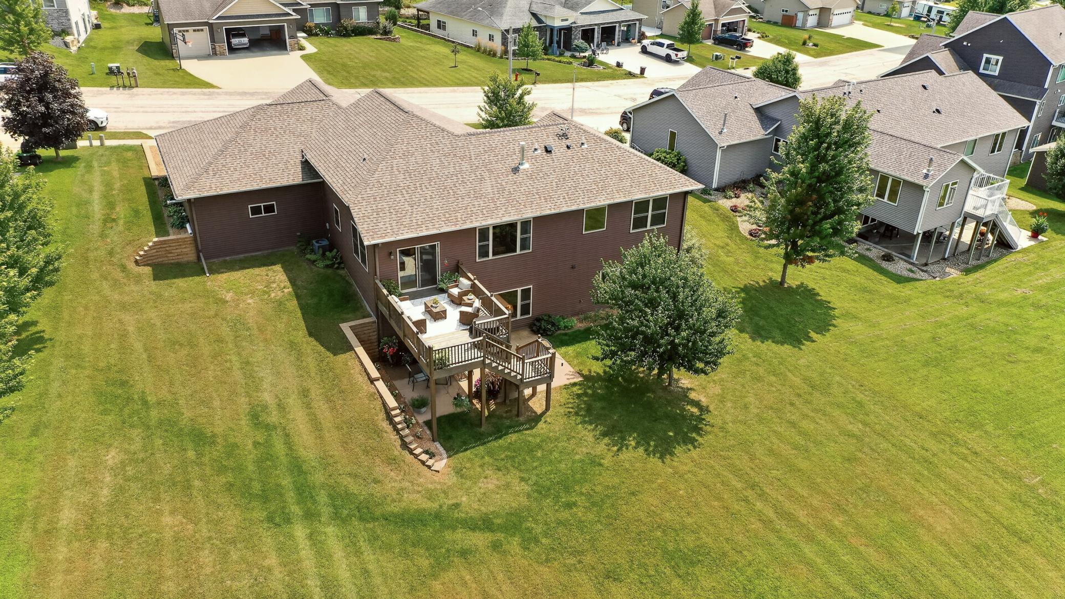 513 Hillside Drive Se Property Photo 7