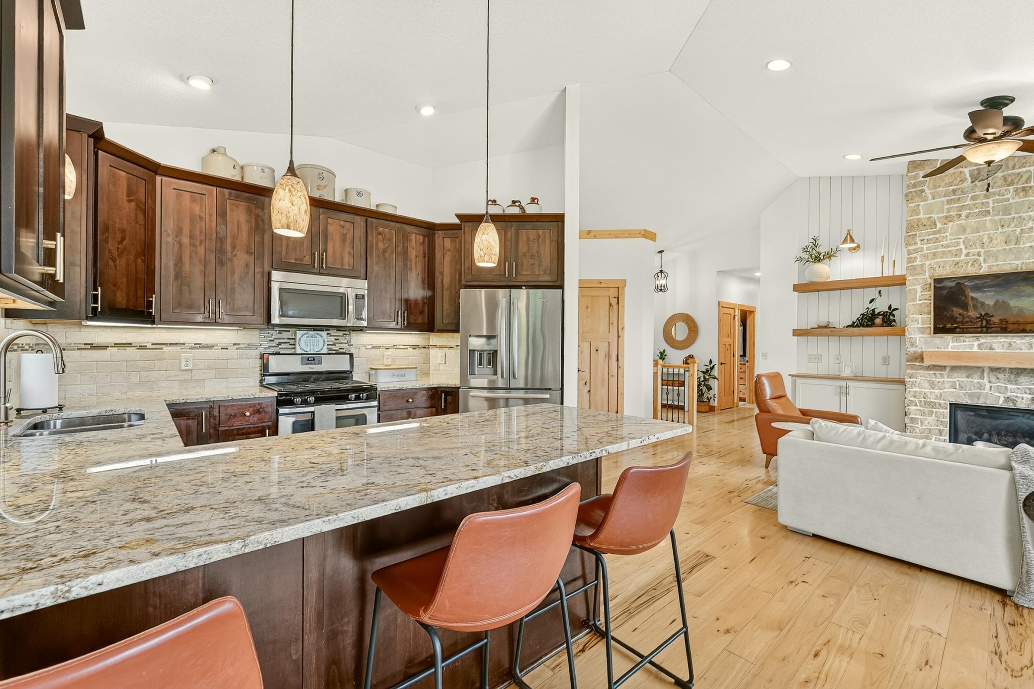 513 Hillside Drive Se Property Photo 17