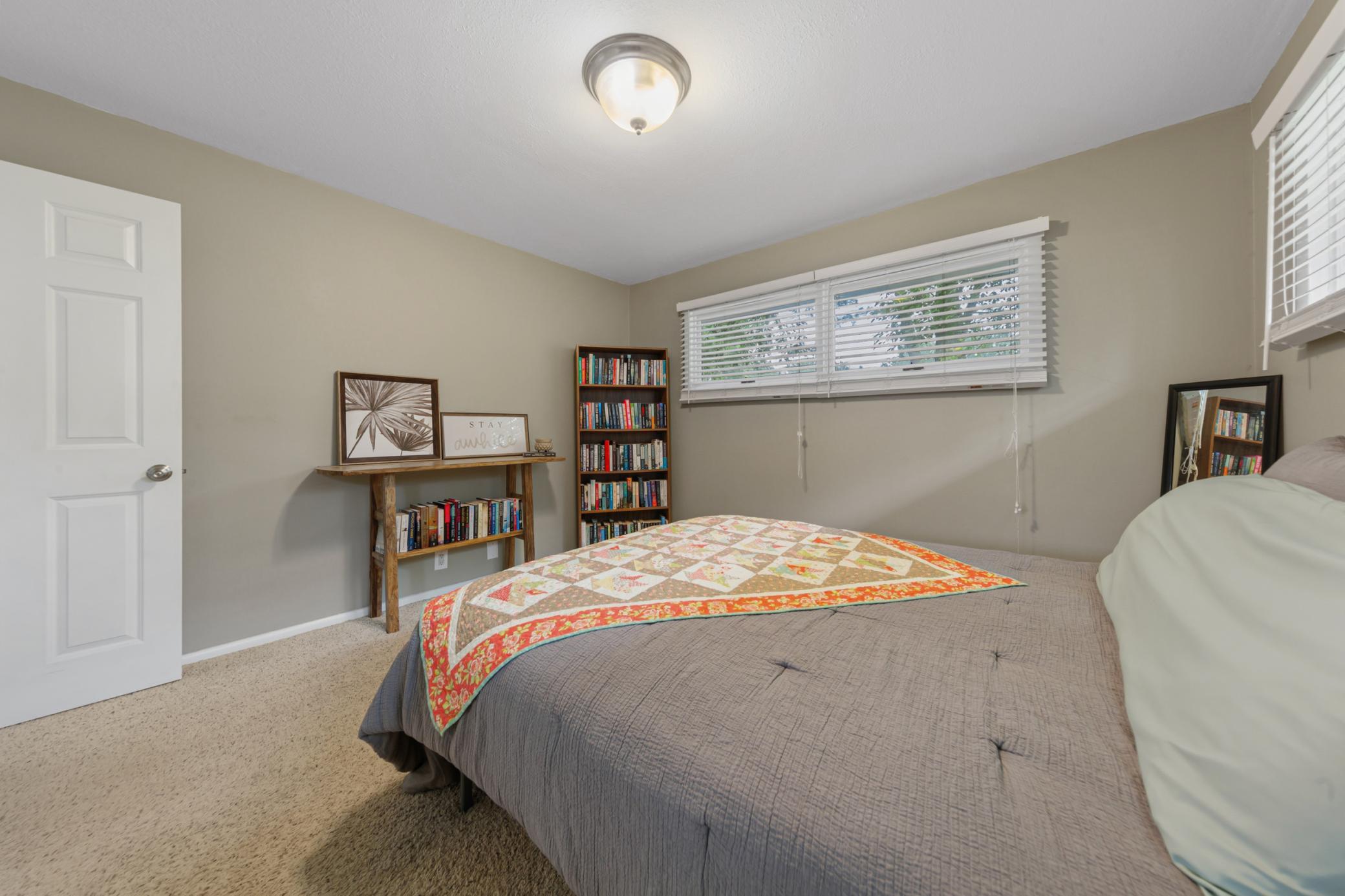 17 9th Avenue Se Property Photo 25