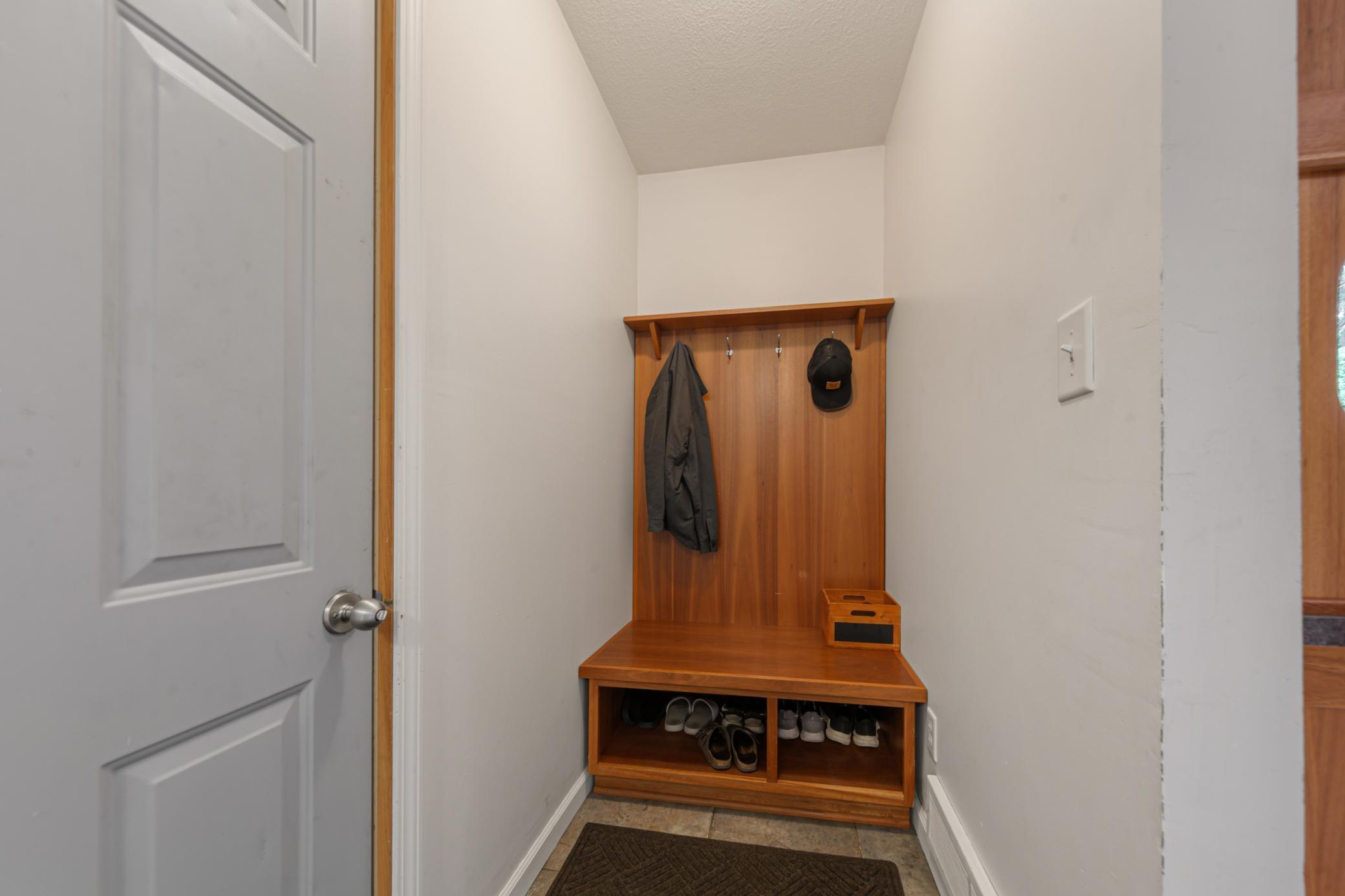 17 9th Avenue Se Property Photo 28