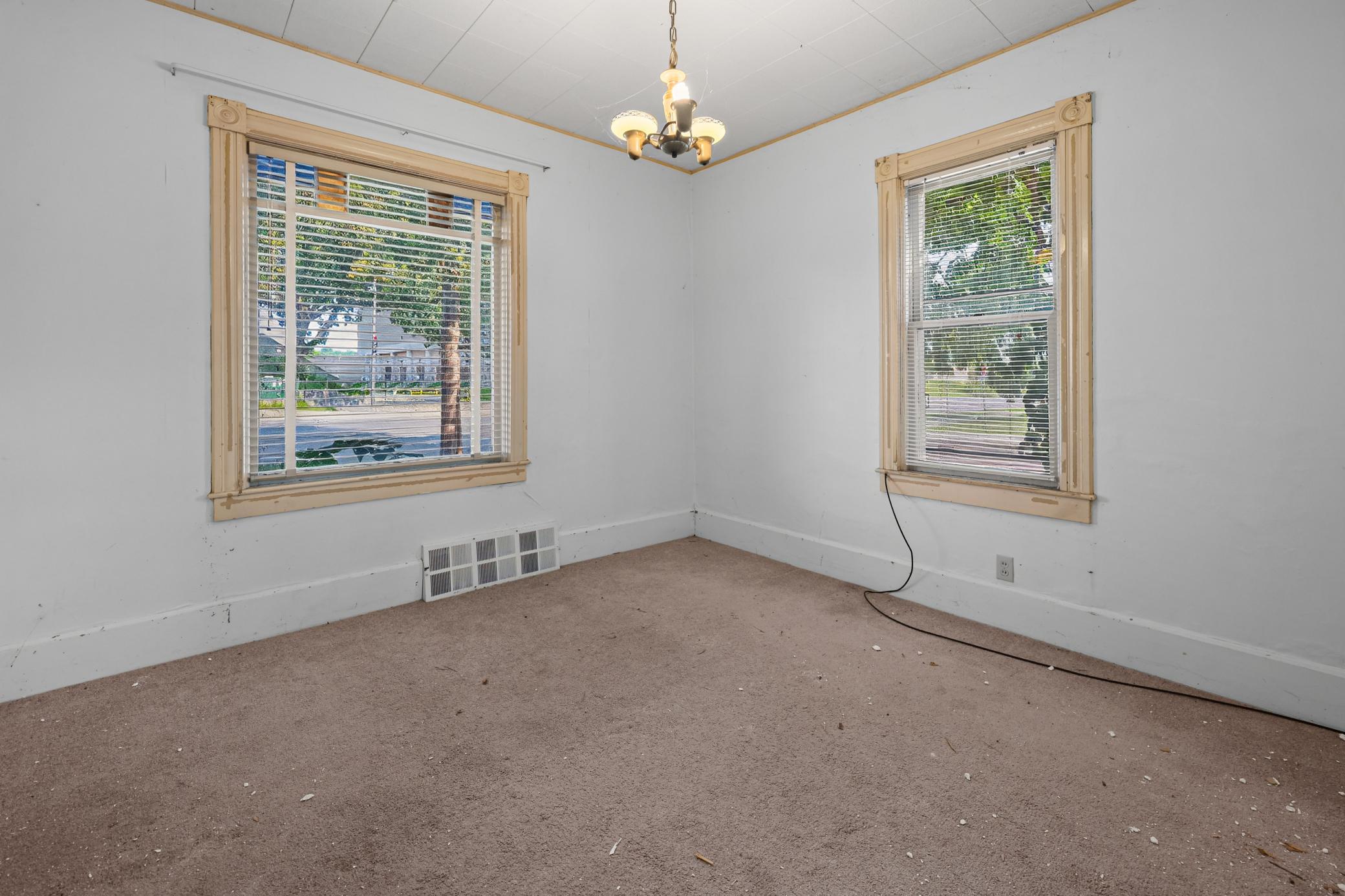 1123 4th Avenue S Property Photo 14