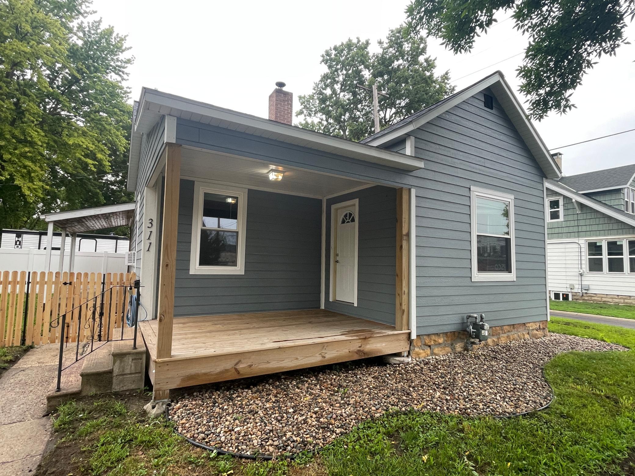 311 Range Street Property Photo 1