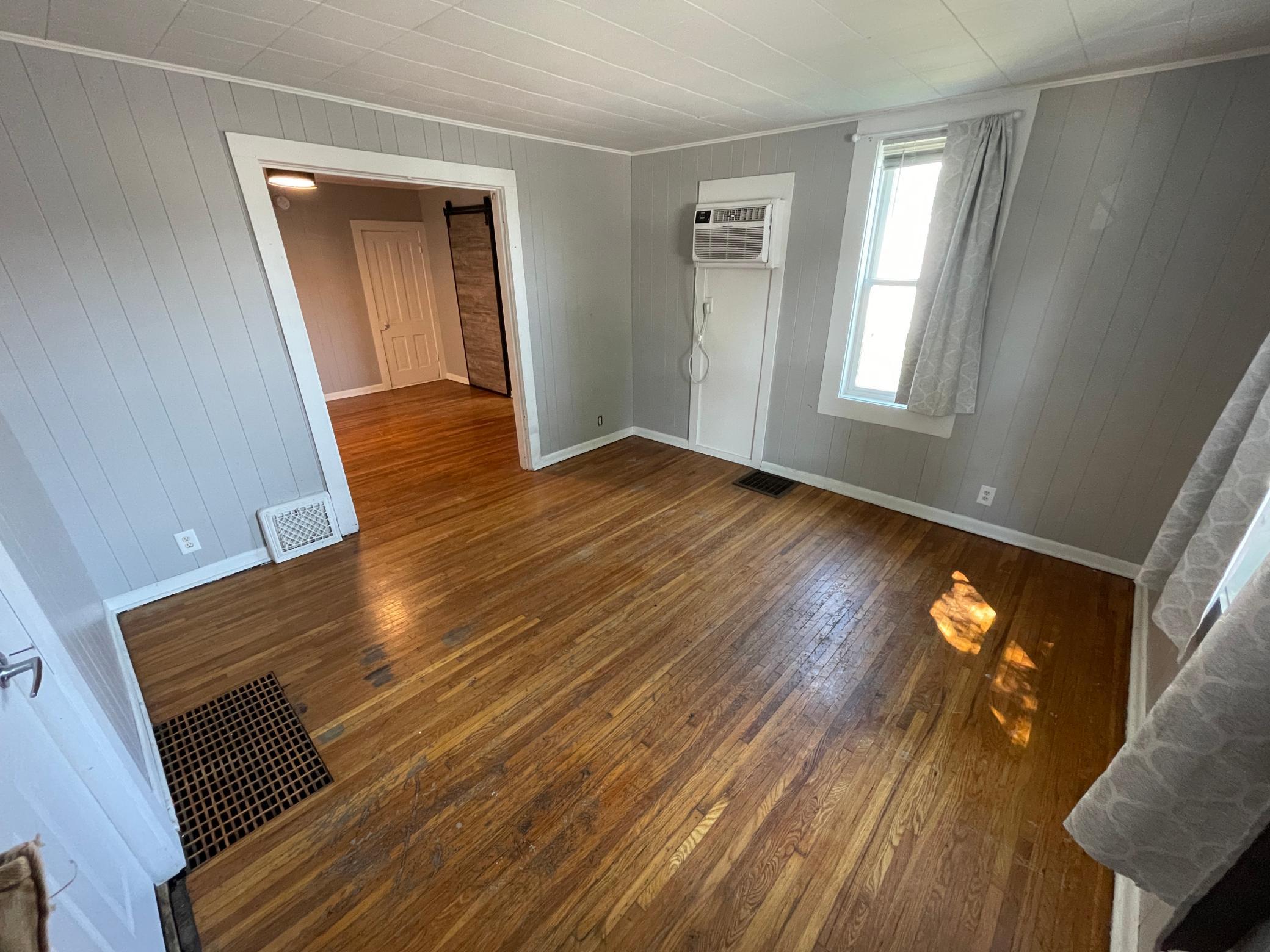 311 Range Street Property Photo 5