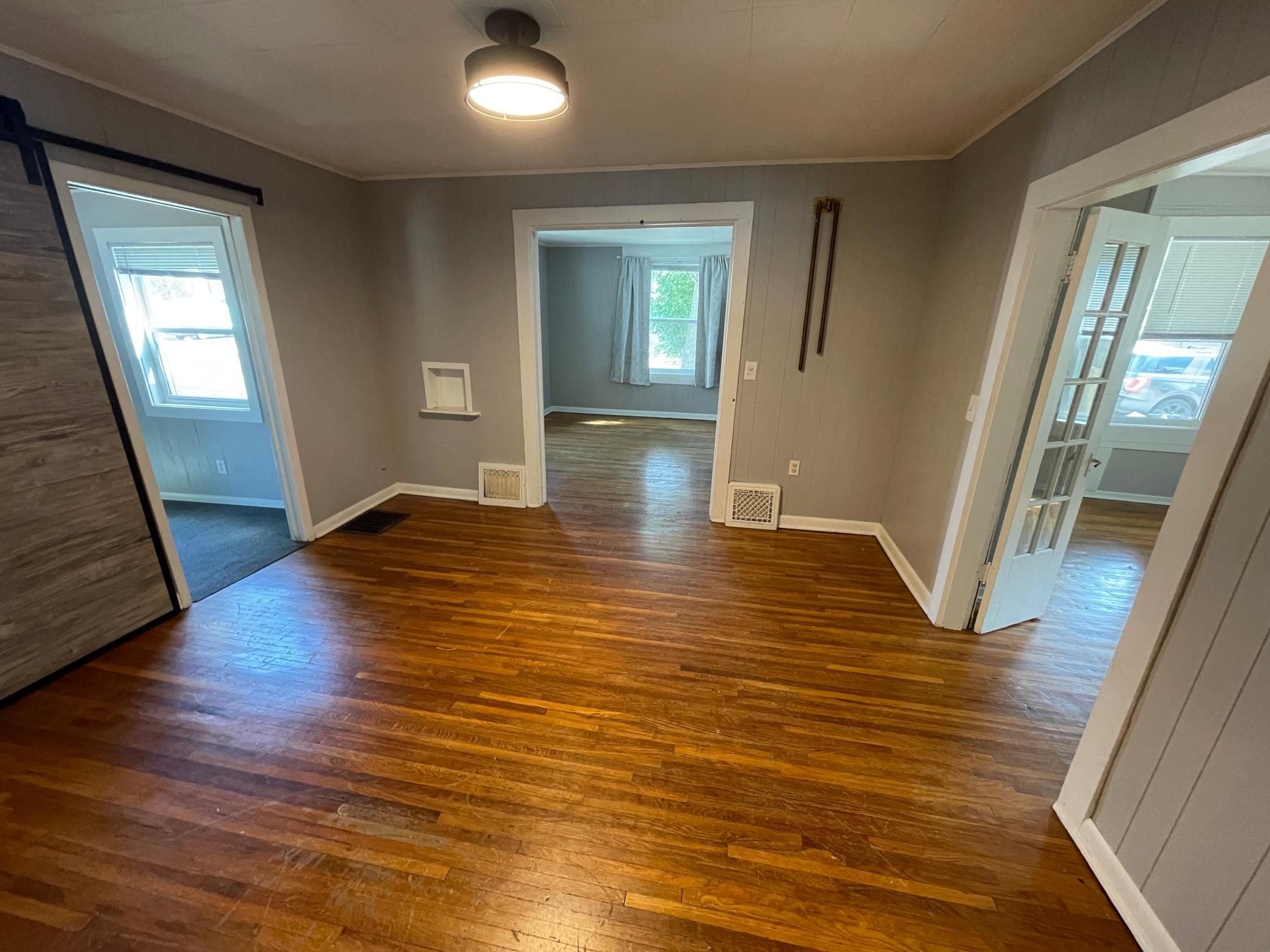 311 Range Street Property Photo 7