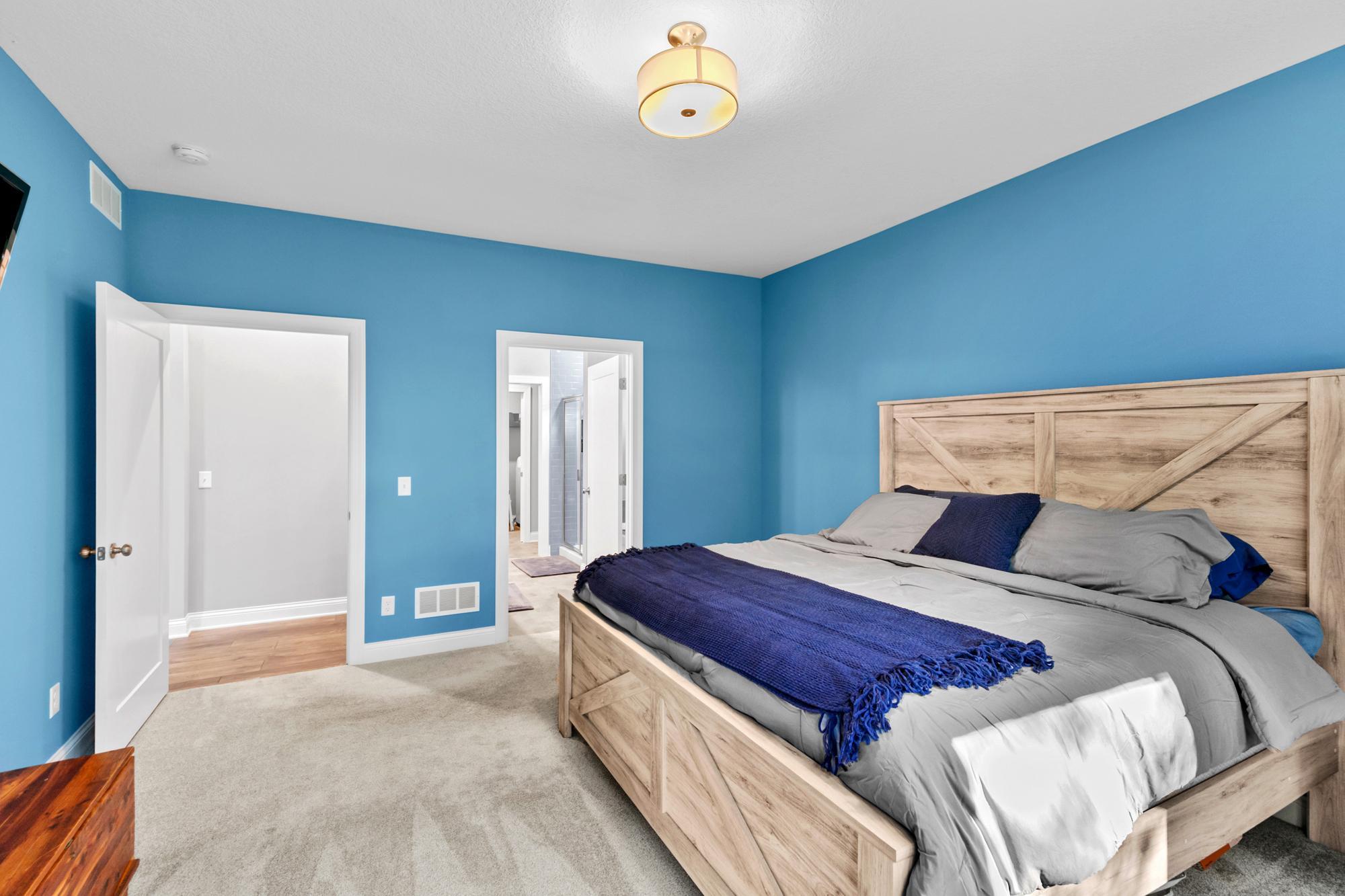 651 Elizabeth Way Property Photo 14