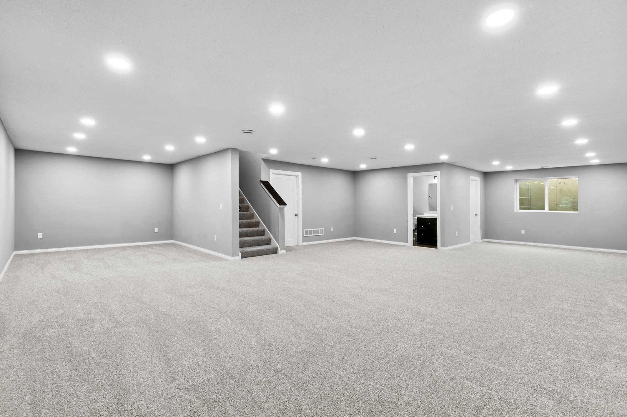 651 Elizabeth Way Property Photo 32