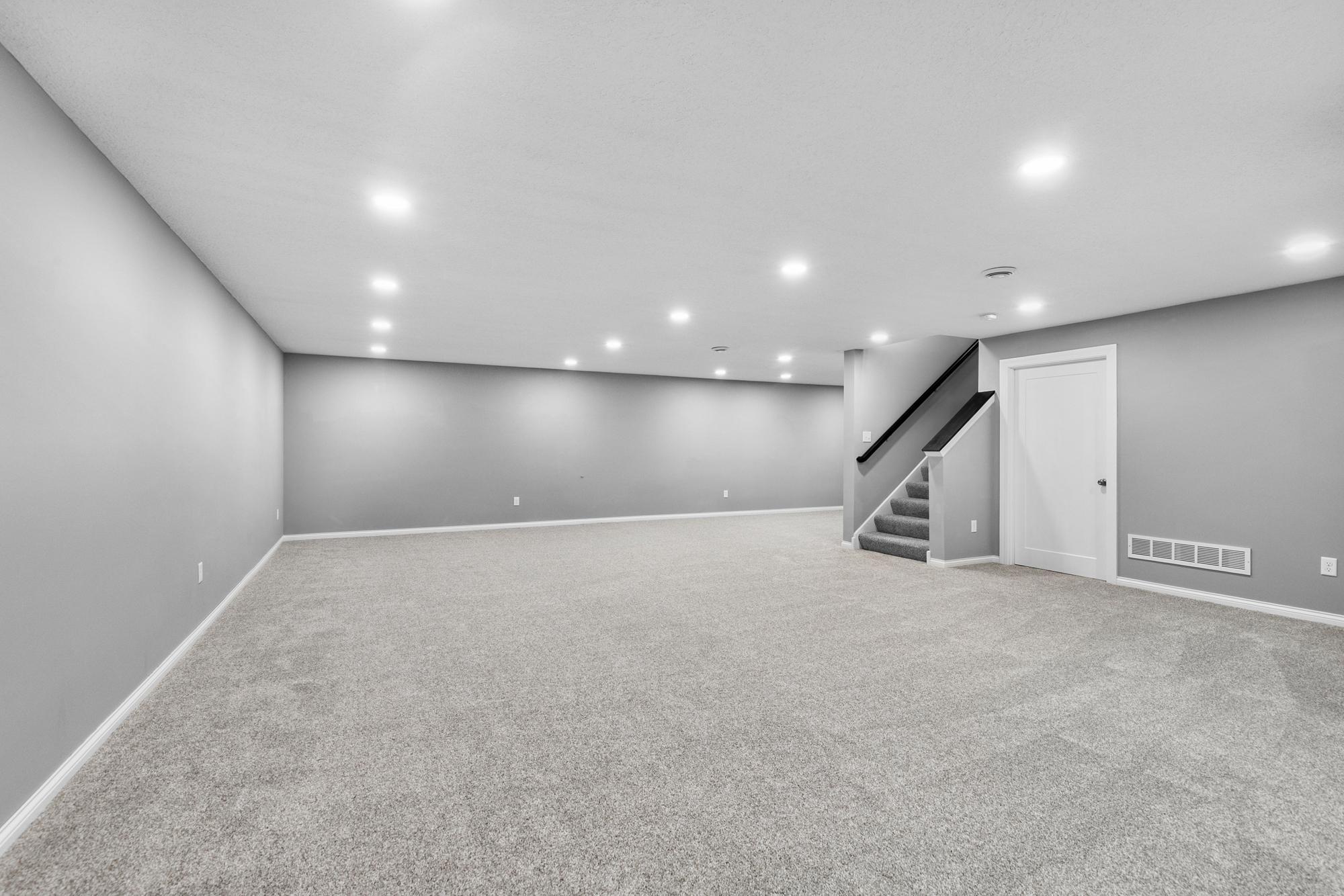 651 Elizabeth Way Property Photo 34