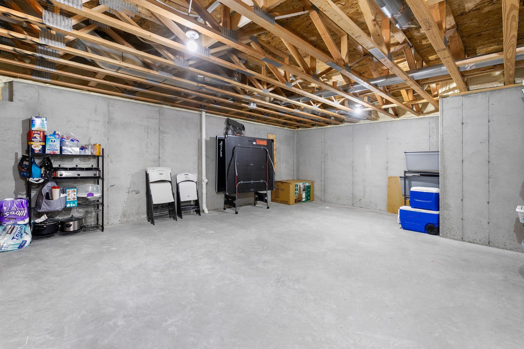 651 Elizabeth Way Property Photo 37