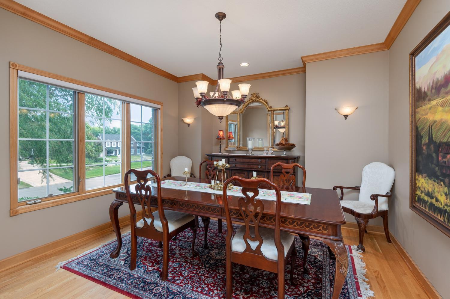 1145 Cove Circle Property Photo 8