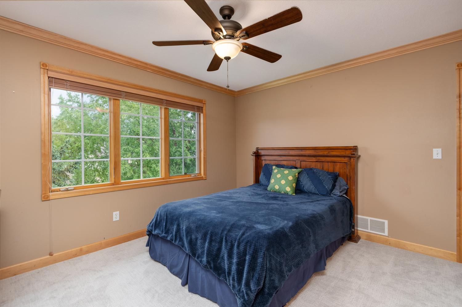 1145 Cove Circle Property Photo 29
