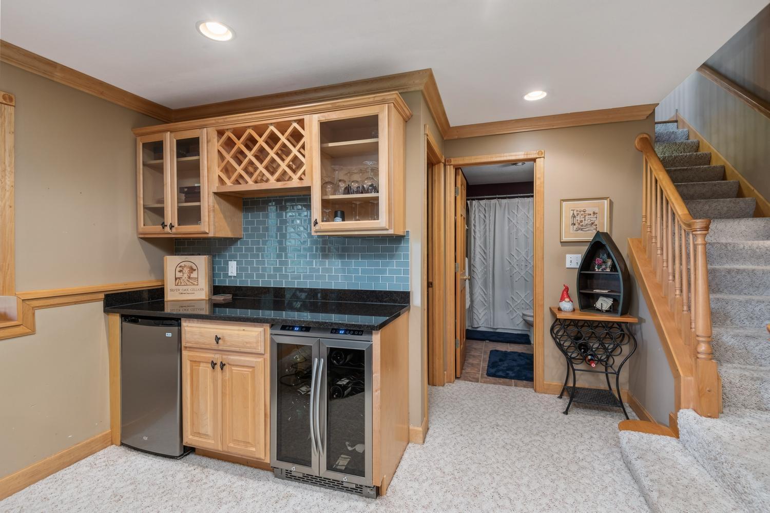1145 Cove Circle Property Photo 33