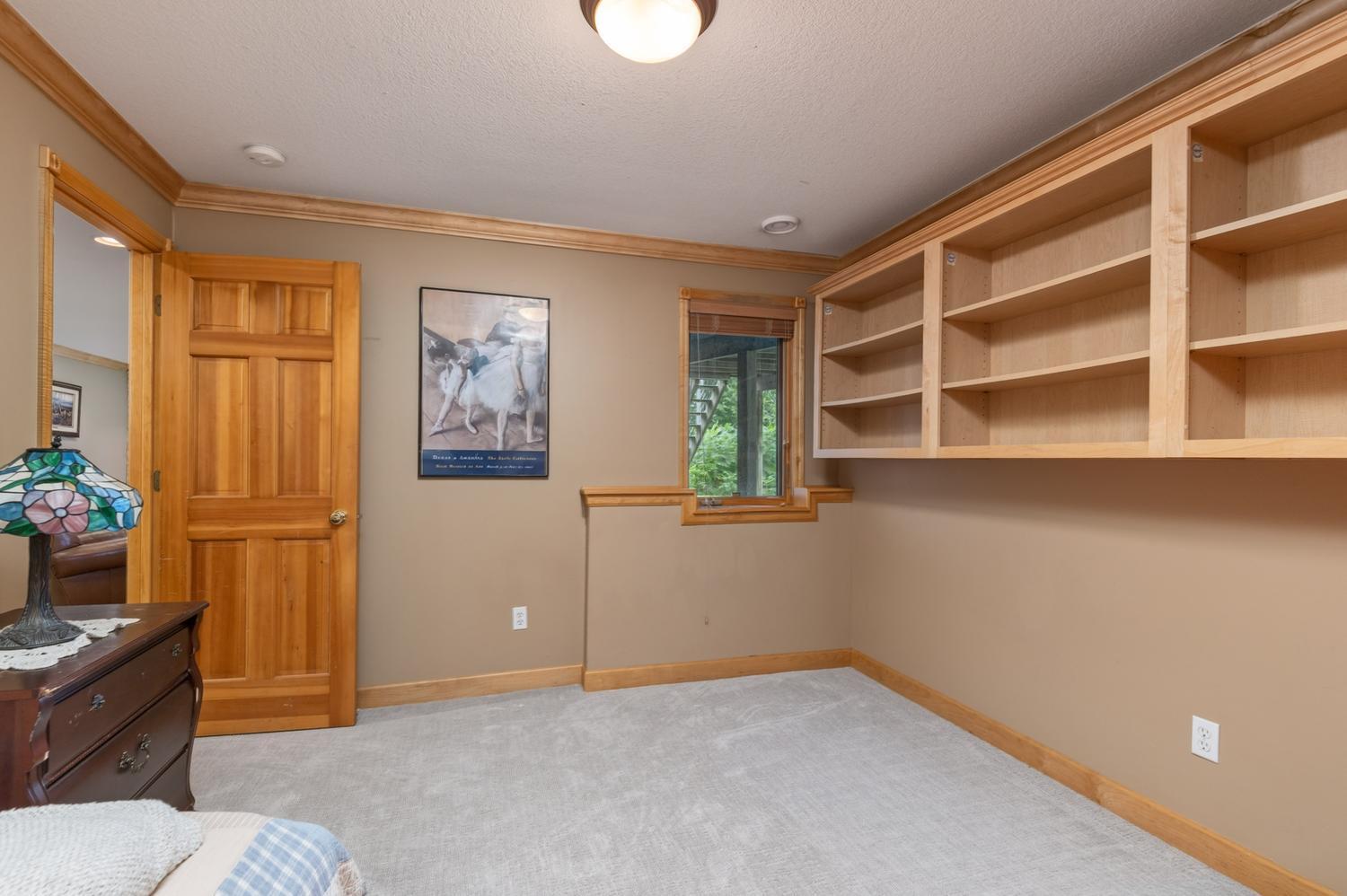 1145 Cove Circle Property Photo 36