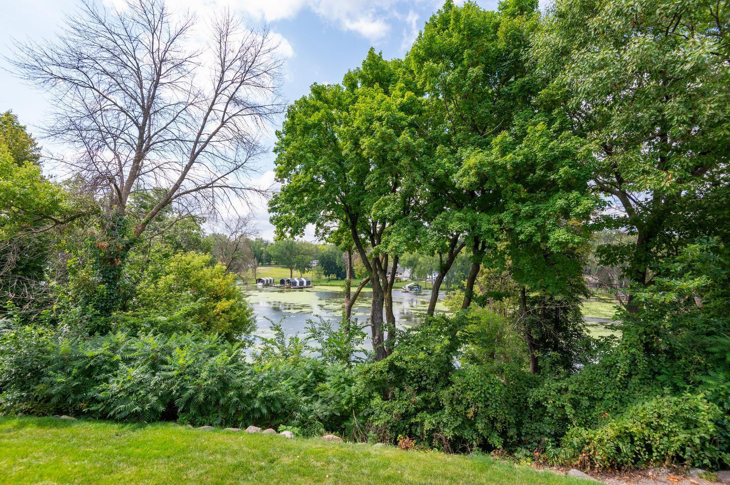 1145 Cove Circle Property Photo 39