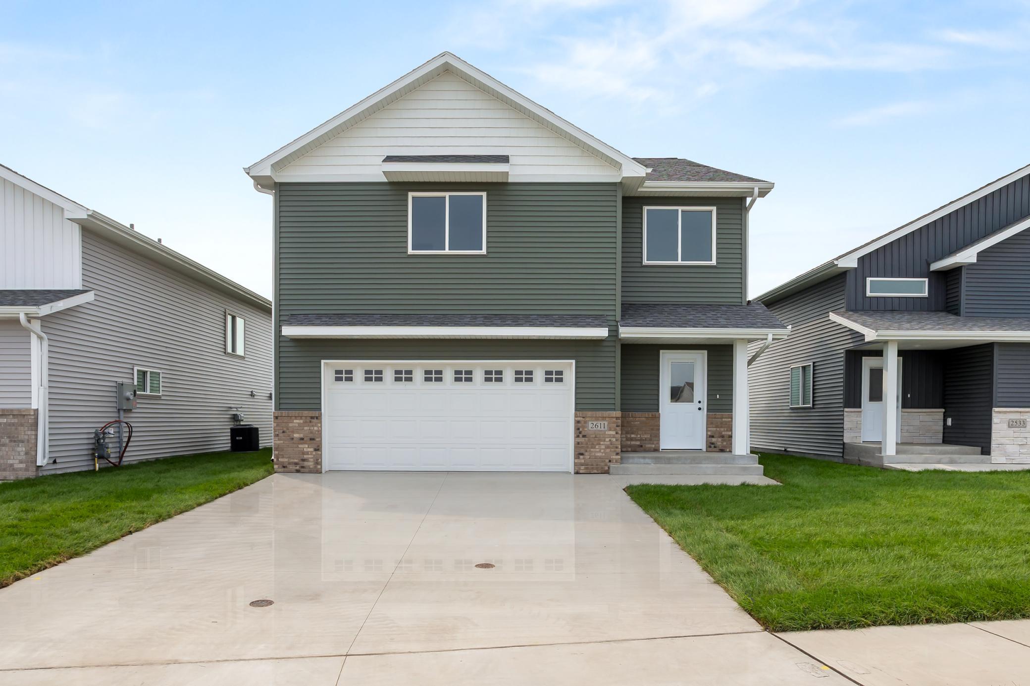2611 38 Avenue S Property Photo 1