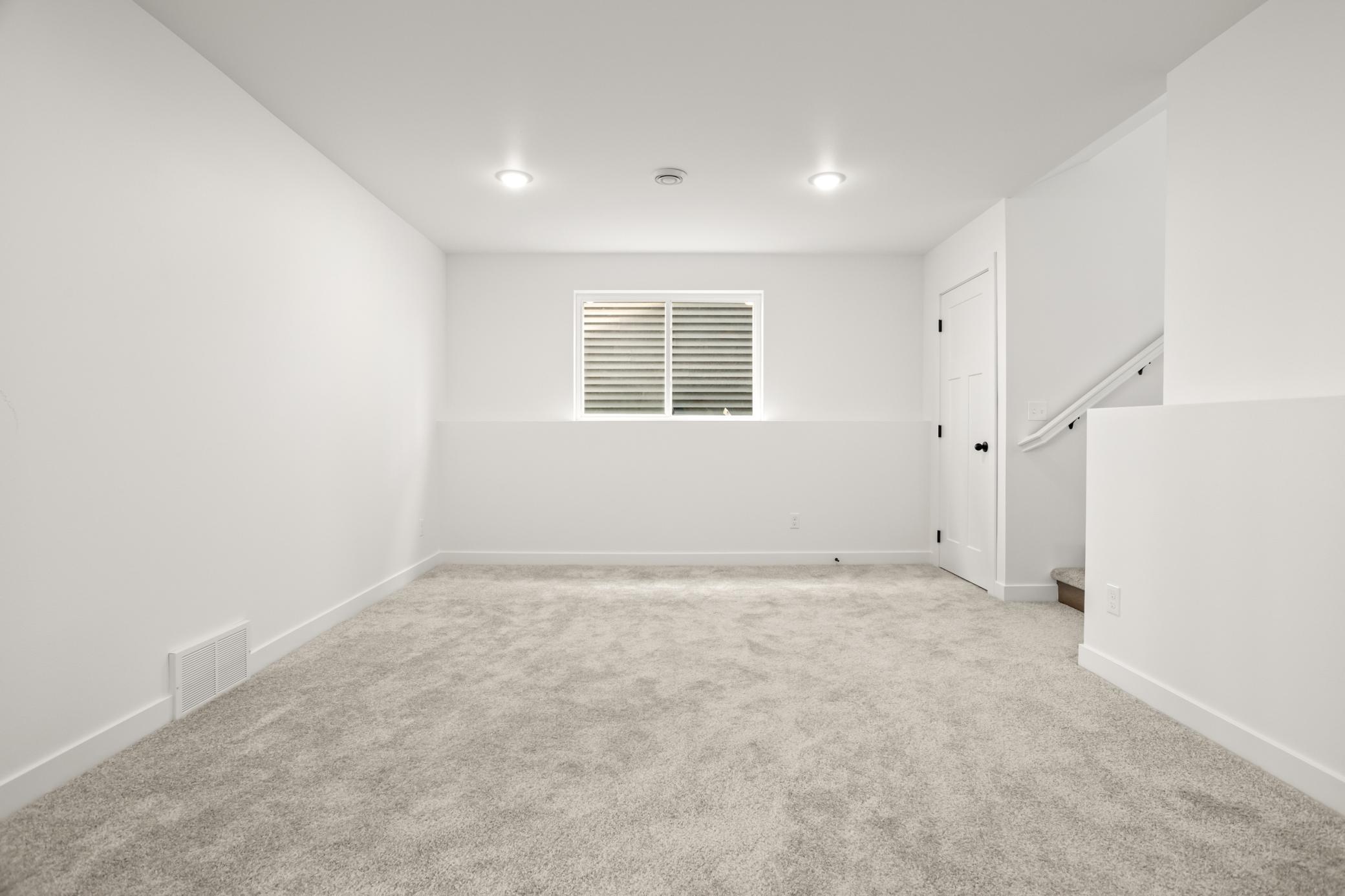 2611 38 Avenue S Property Photo 21