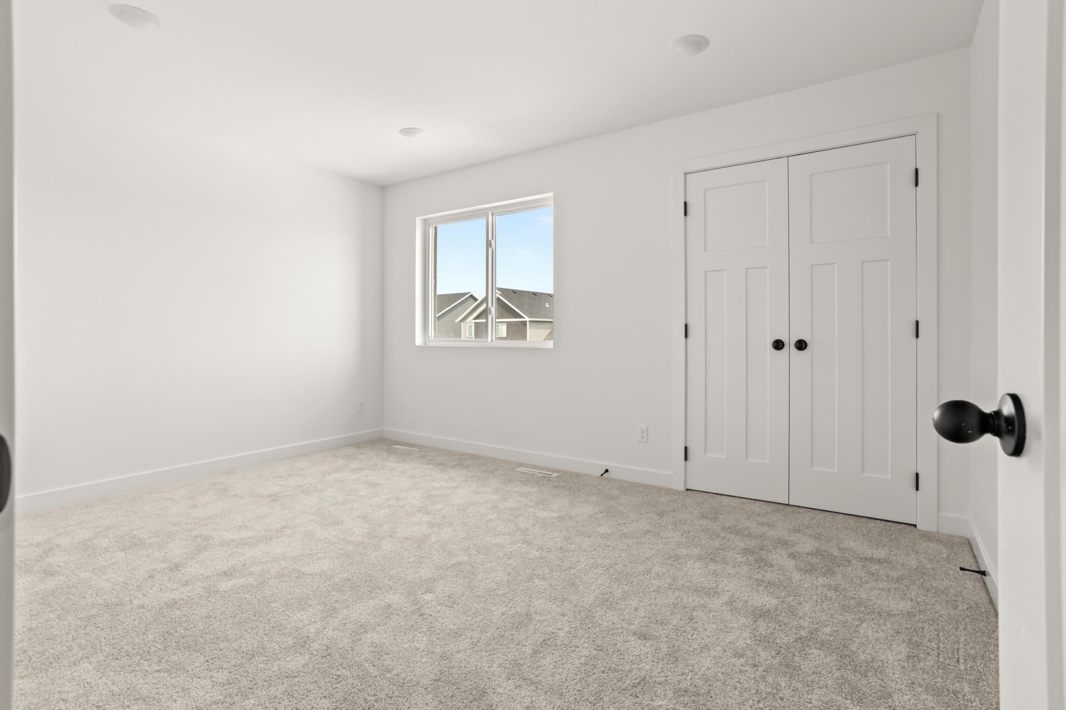 2611 38 Avenue S Property Photo 31