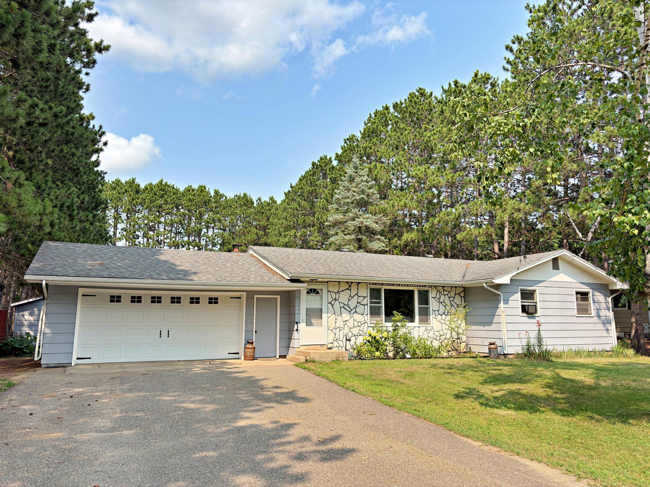 16023 Discovery Circle Property Photo 1