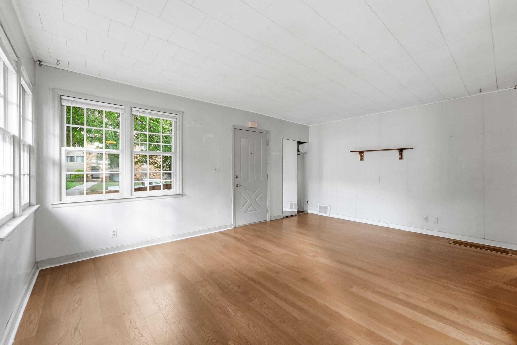 119 2nd Avenue Ne Property Photo 6