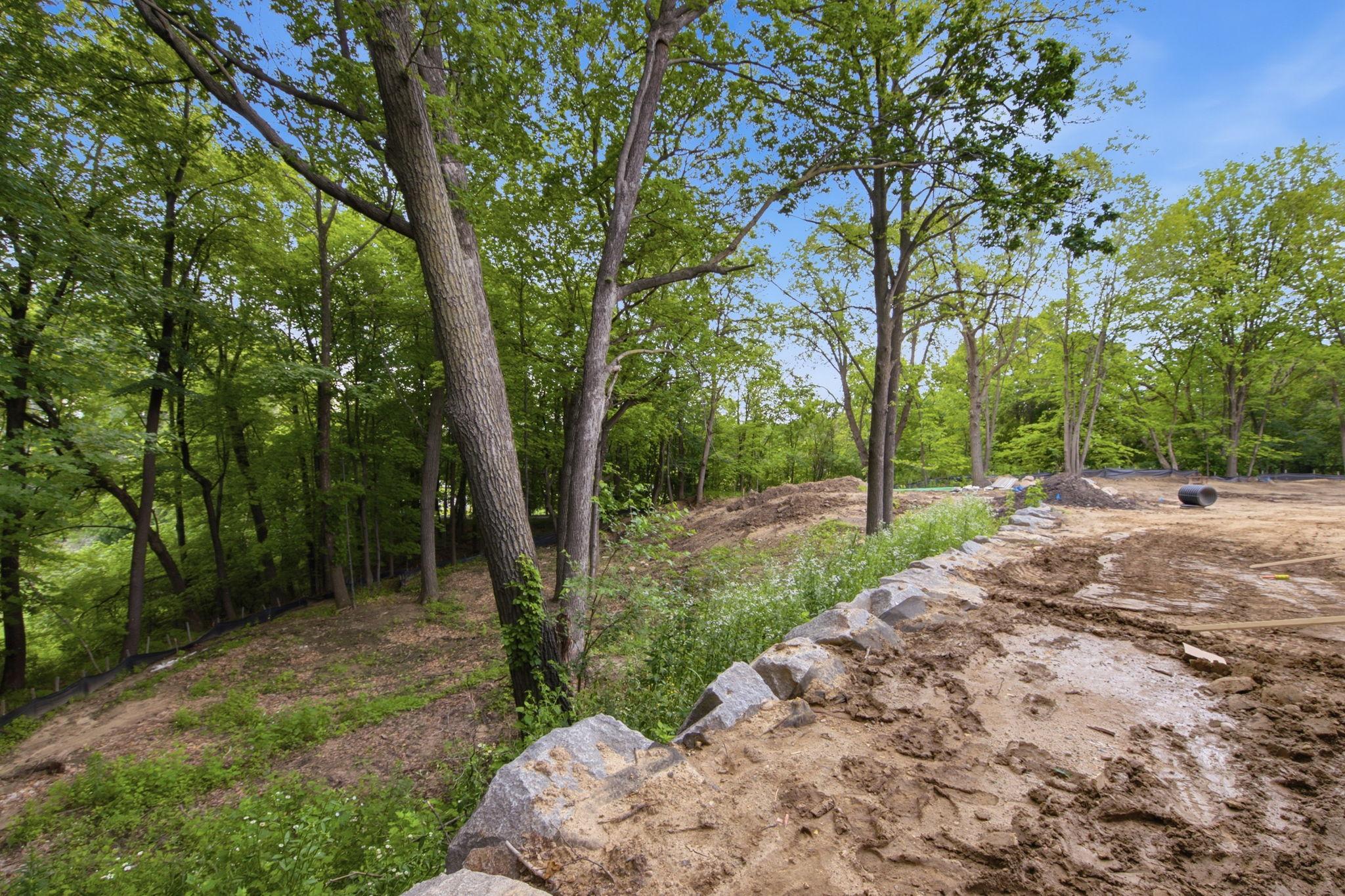 20389 Excelsior Boulevard Property Photo 28