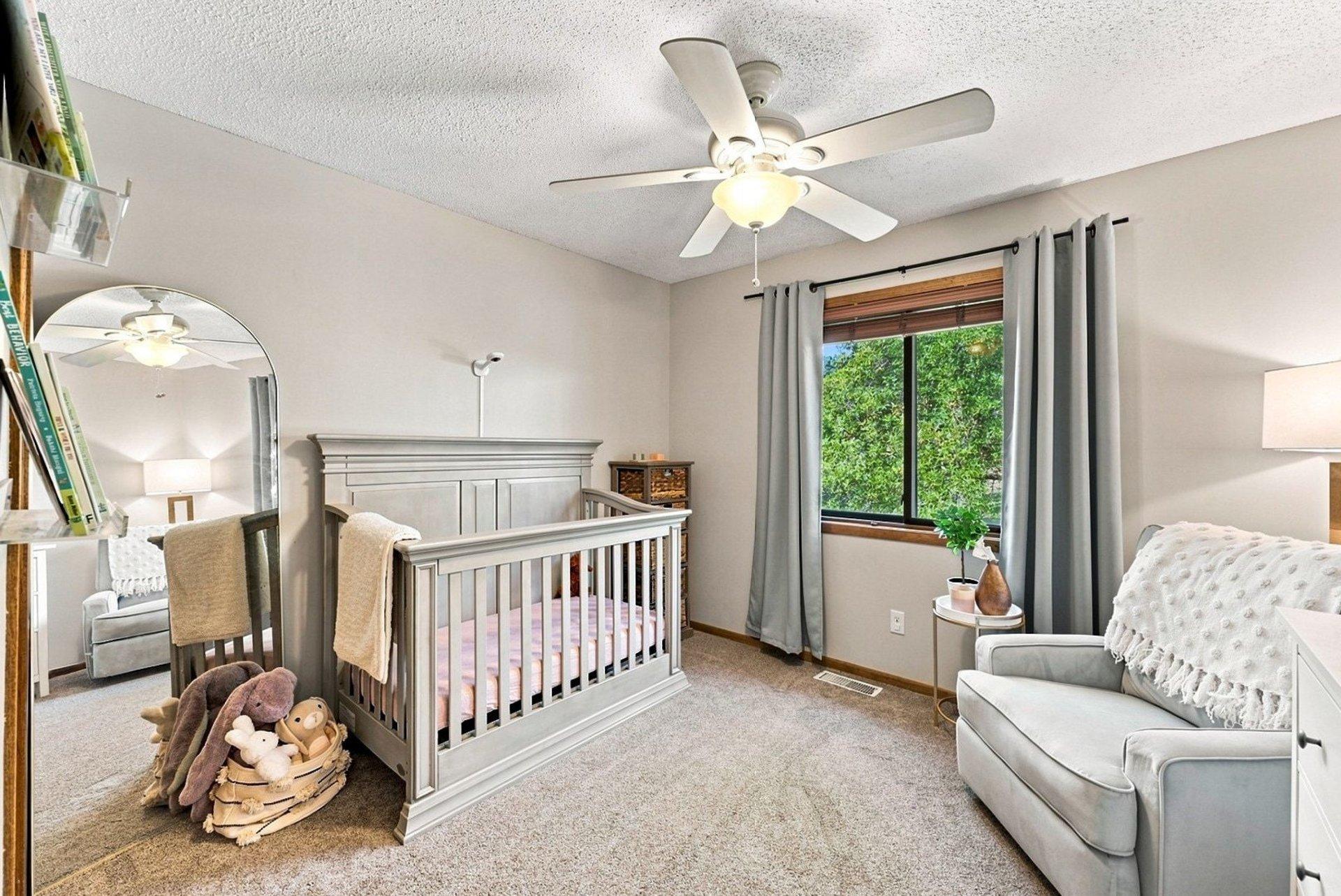 19002 Barrington Drive Property Photo 12