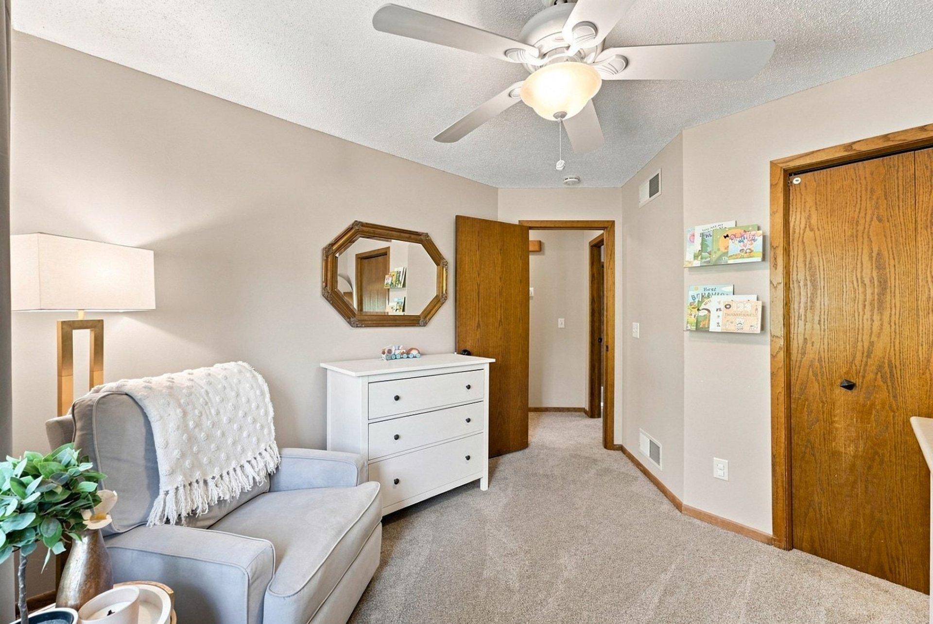 19002 Barrington Drive Property Photo 13