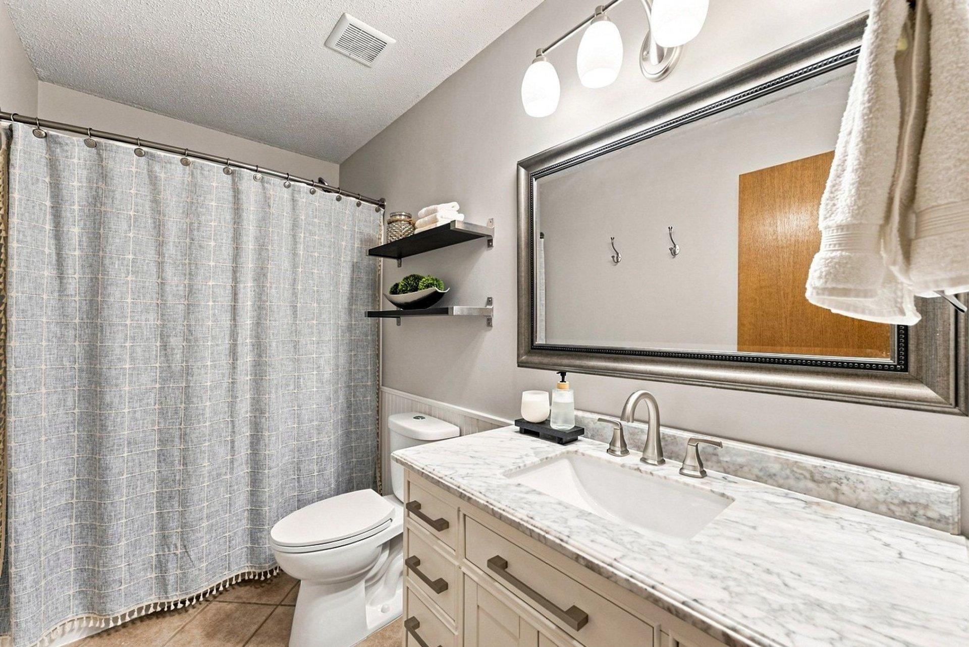 19002 Barrington Drive Property Photo 14