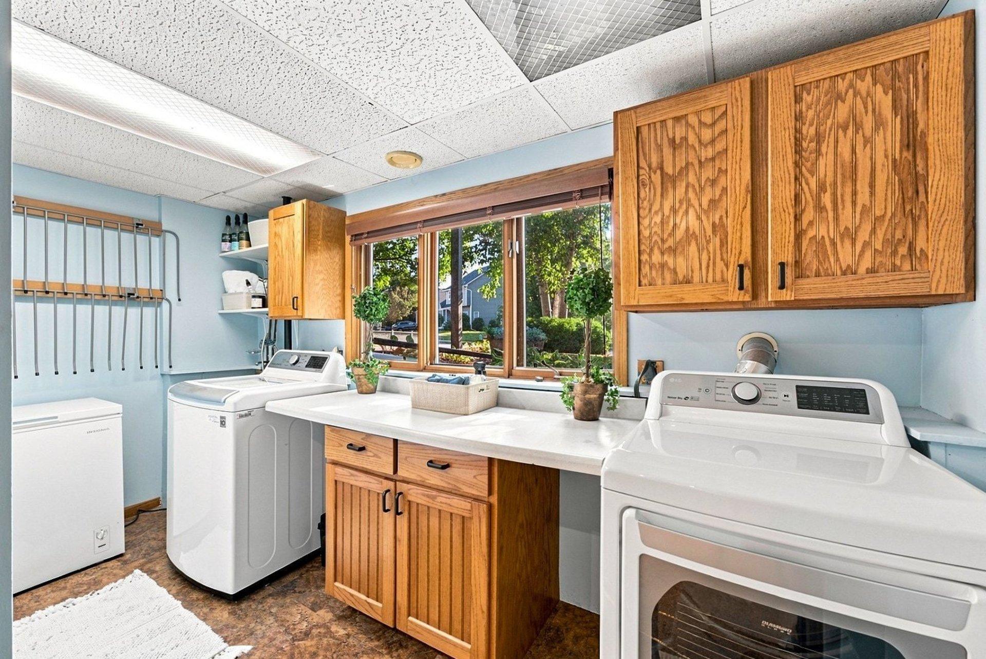 19002 Barrington Drive Property Photo 21