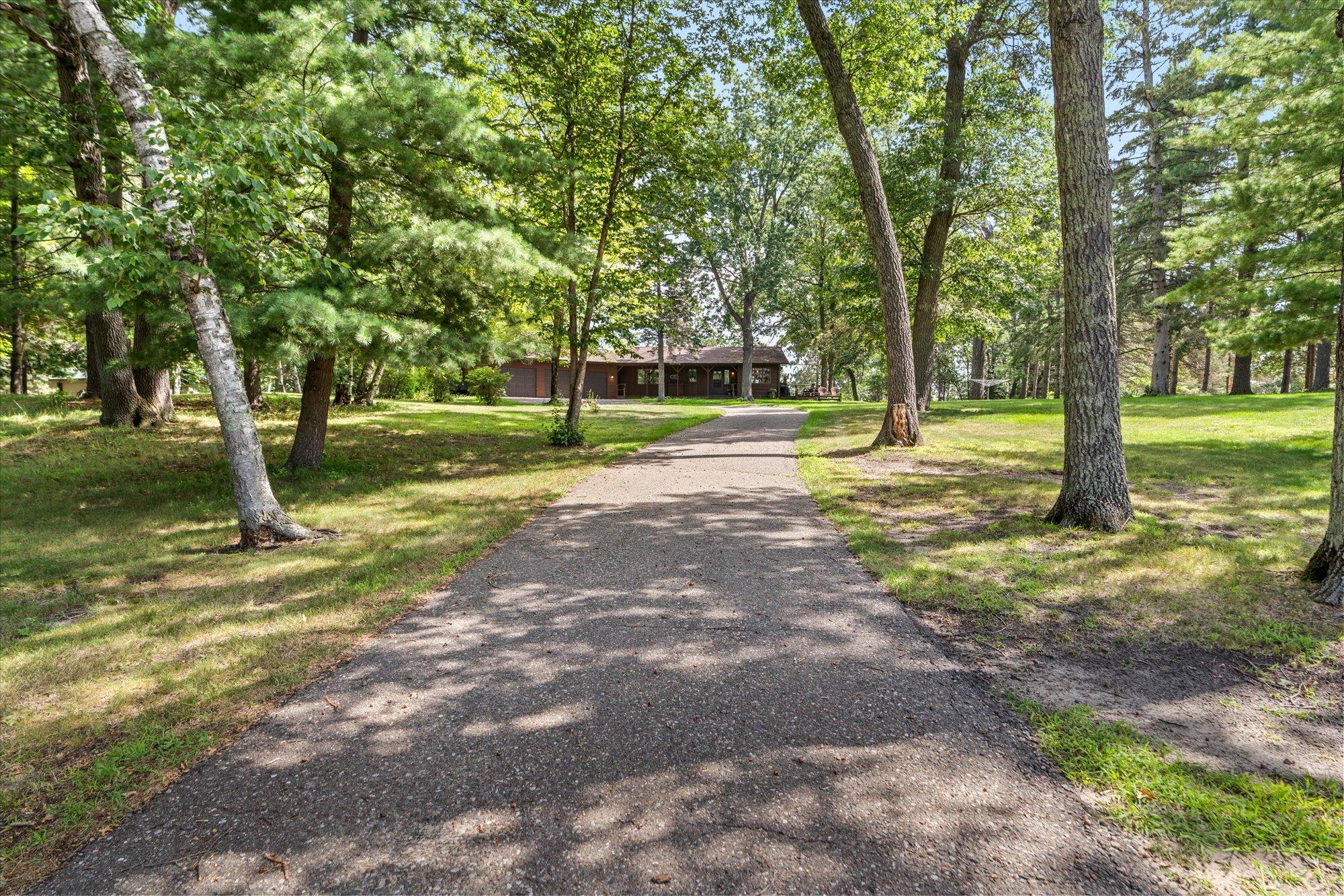 29270 Huxtable Point Road Property Photo 3