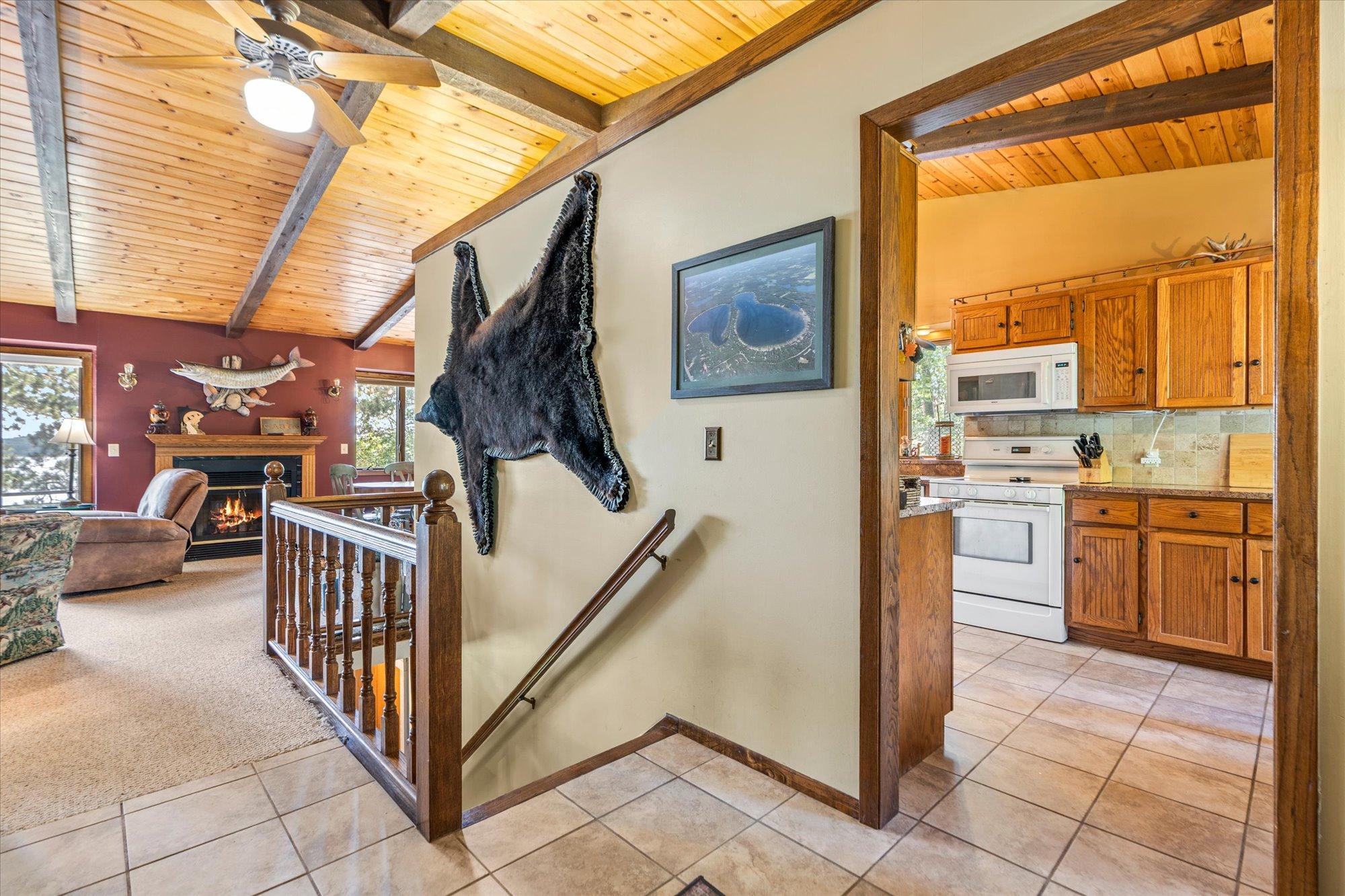 29270 Huxtable Point Road Property Photo 6