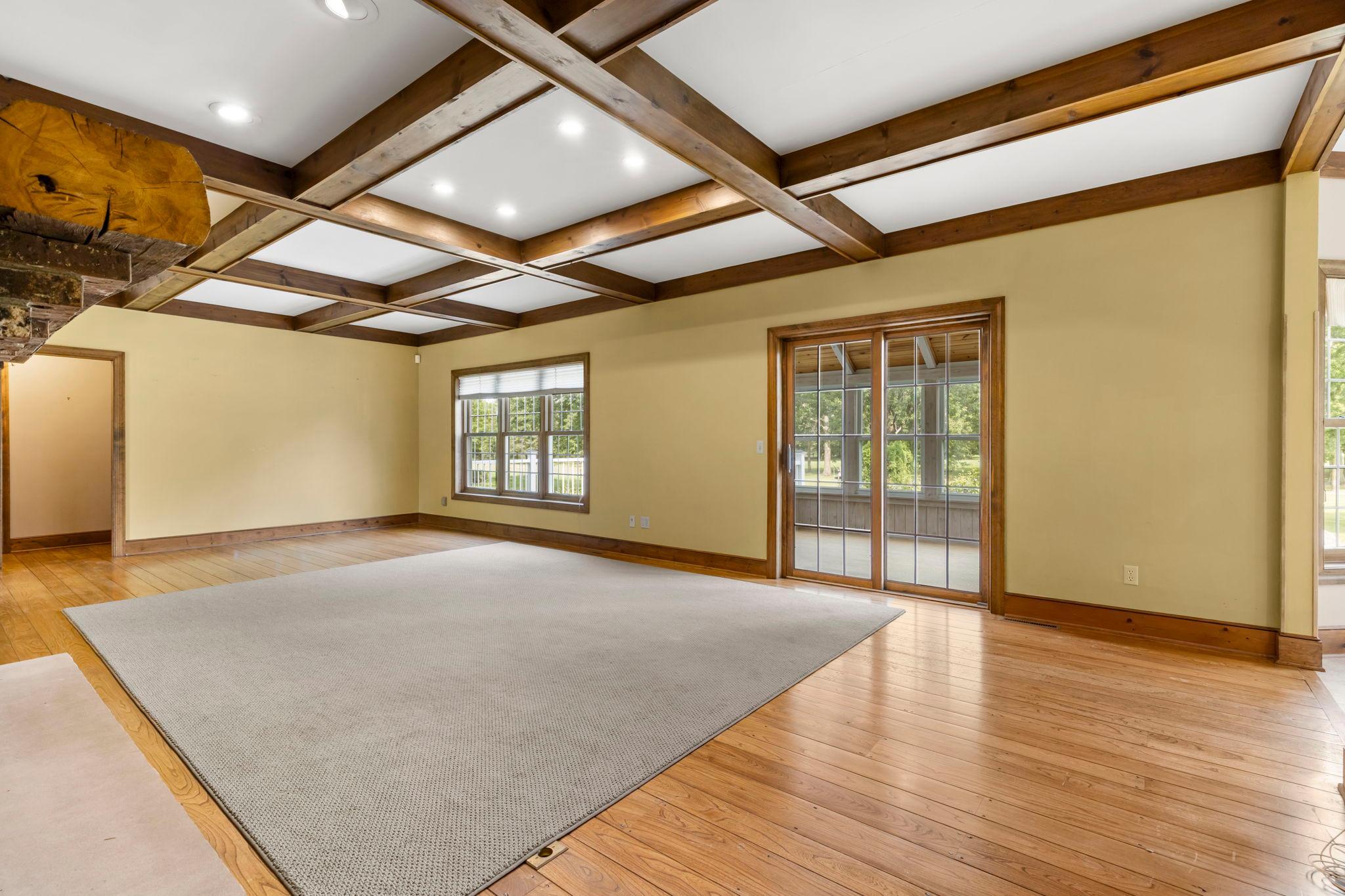 1001 Windcrest Drive Se Property Photo 12