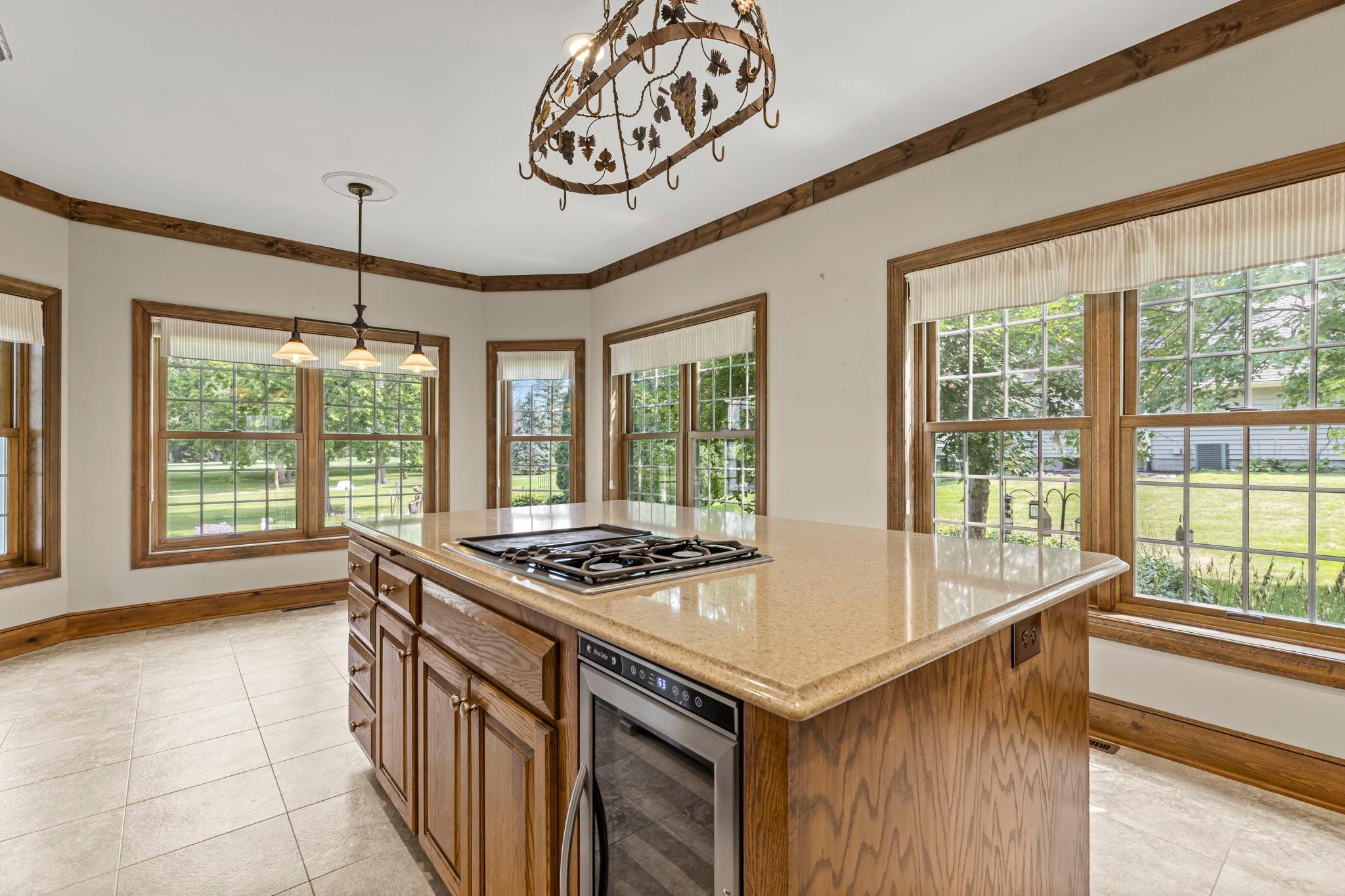 1001 Windcrest Drive Se Property Photo 16