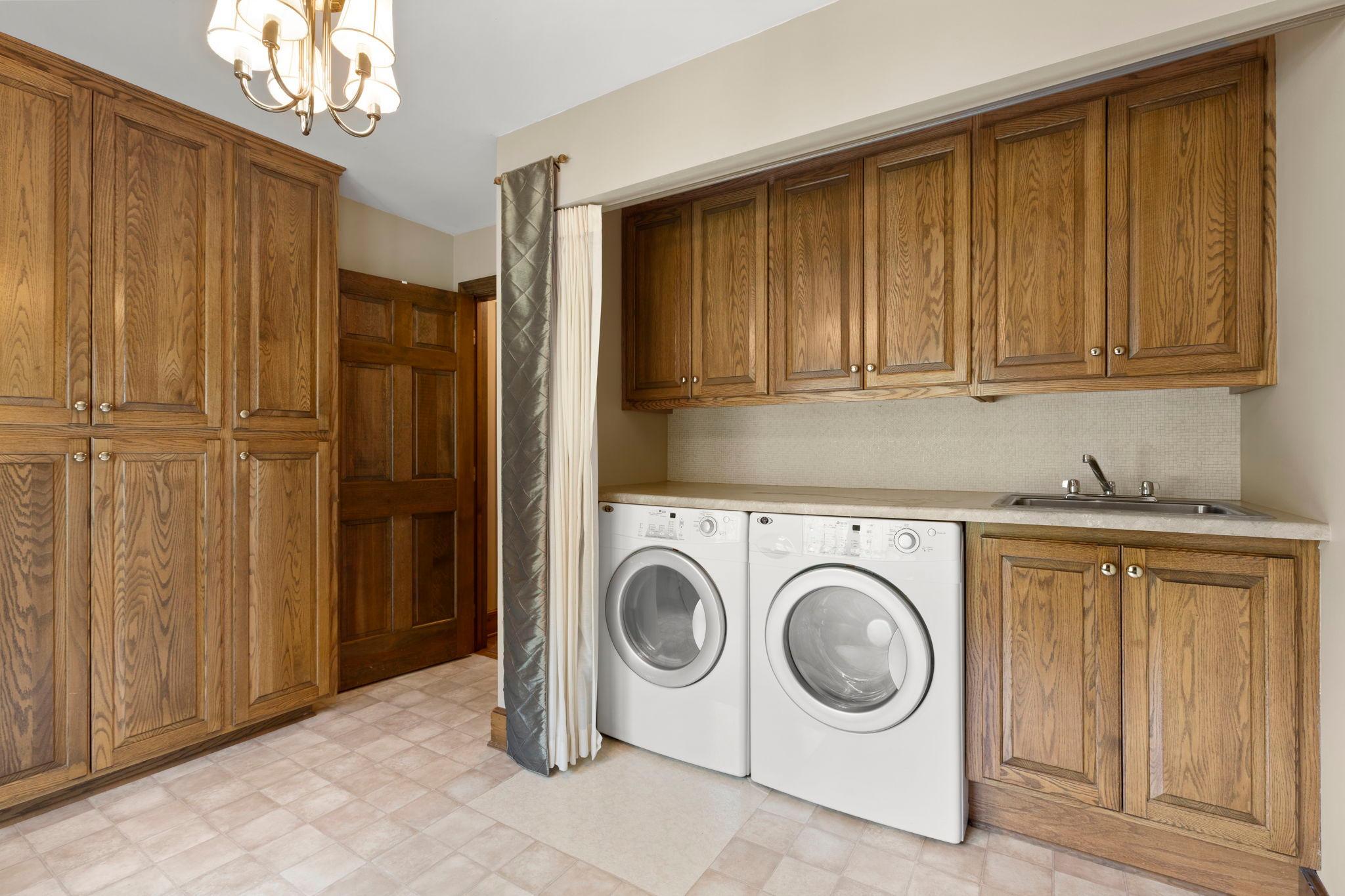 1001 Windcrest Drive Se Property Photo 21