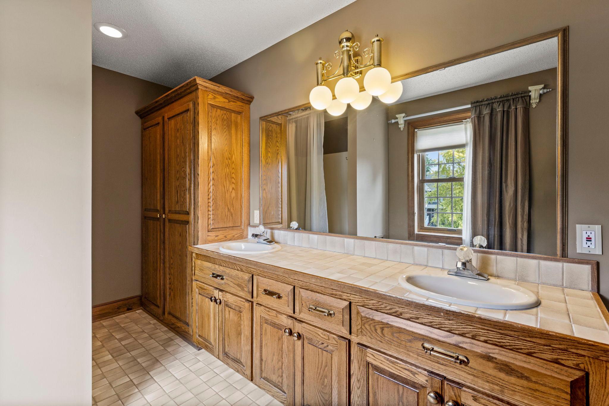 1001 Windcrest Drive Se Property Photo 28