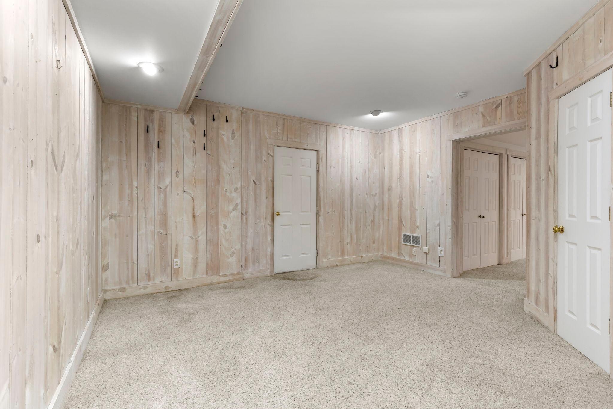 1001 Windcrest Drive Se Property Photo 41