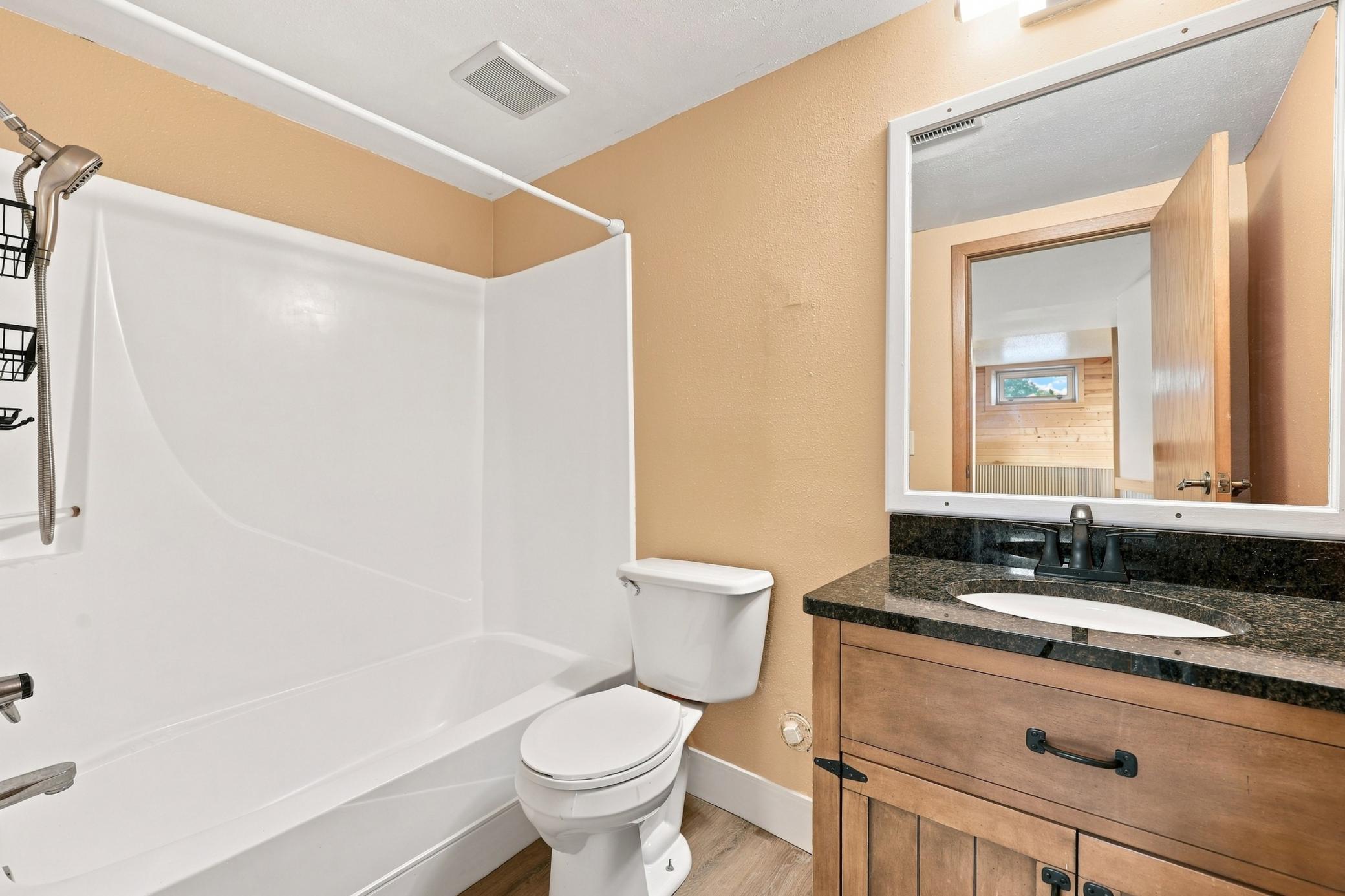 202 1st Avenue Sw Property Photo 26