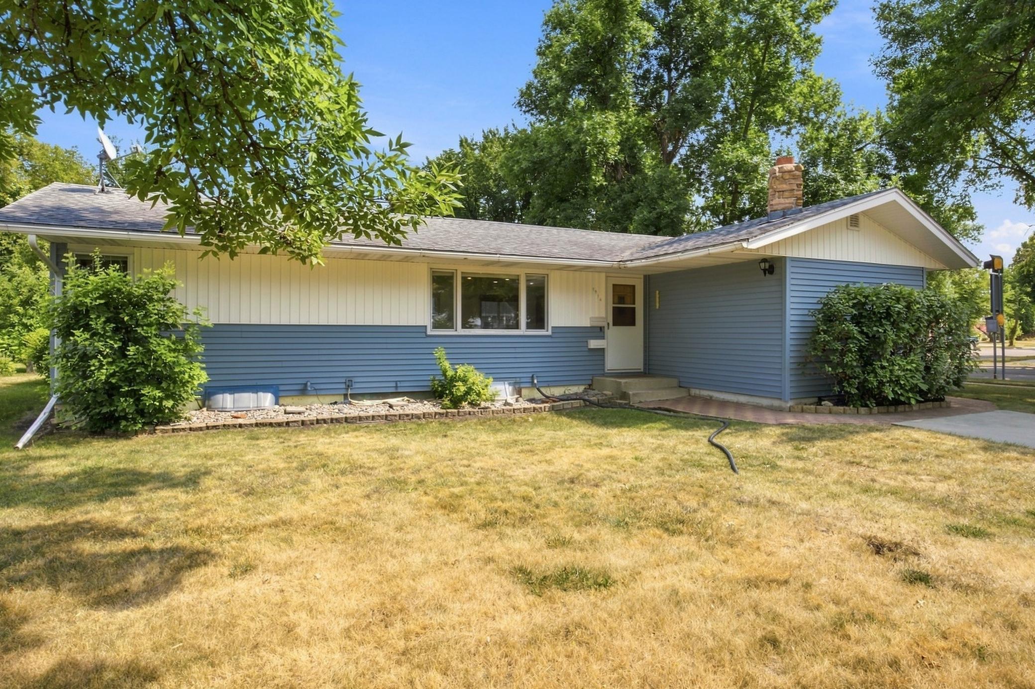 1914 15th Street S Property Photo 1