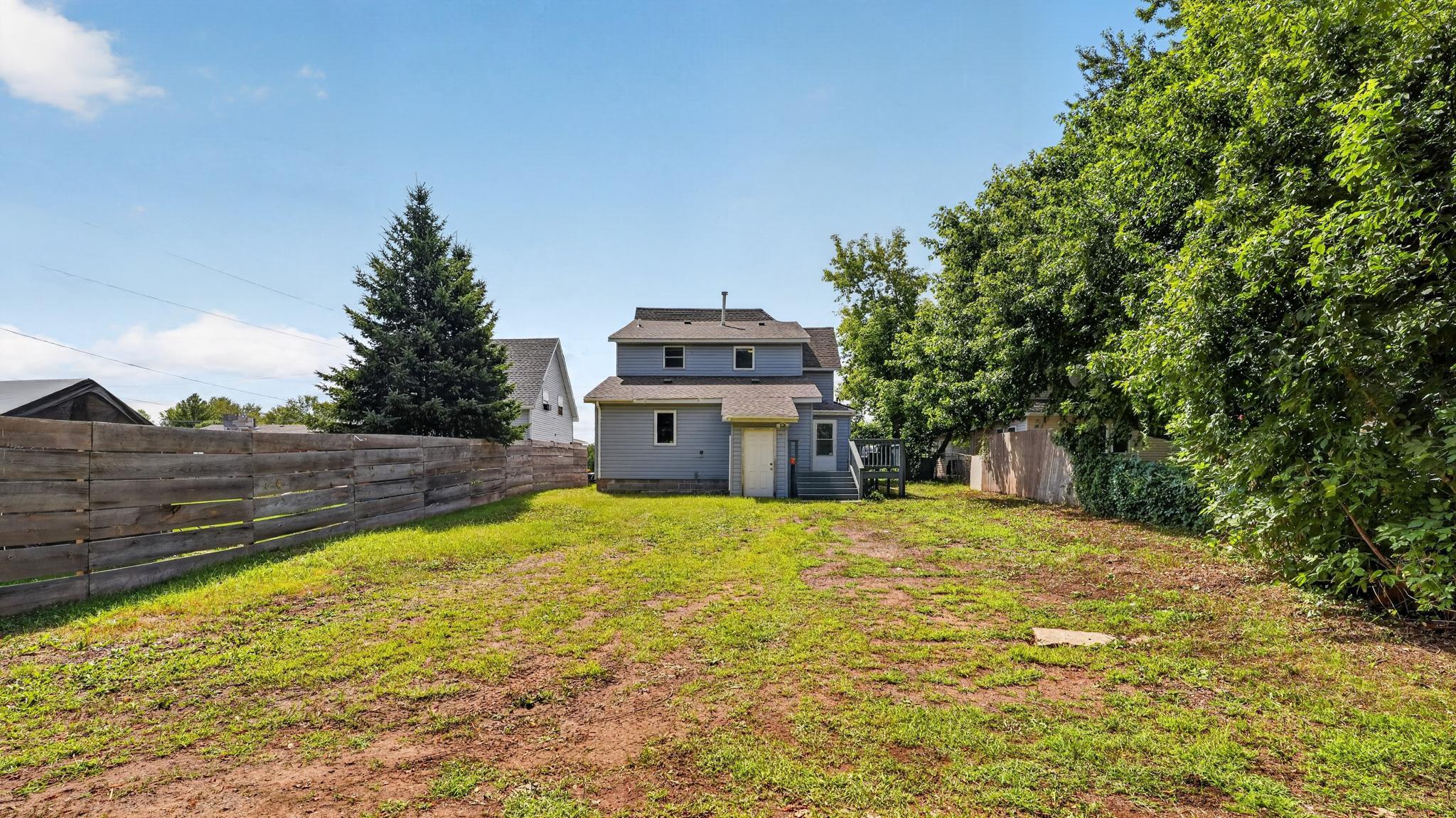 106 Lark Street Property Photo 21