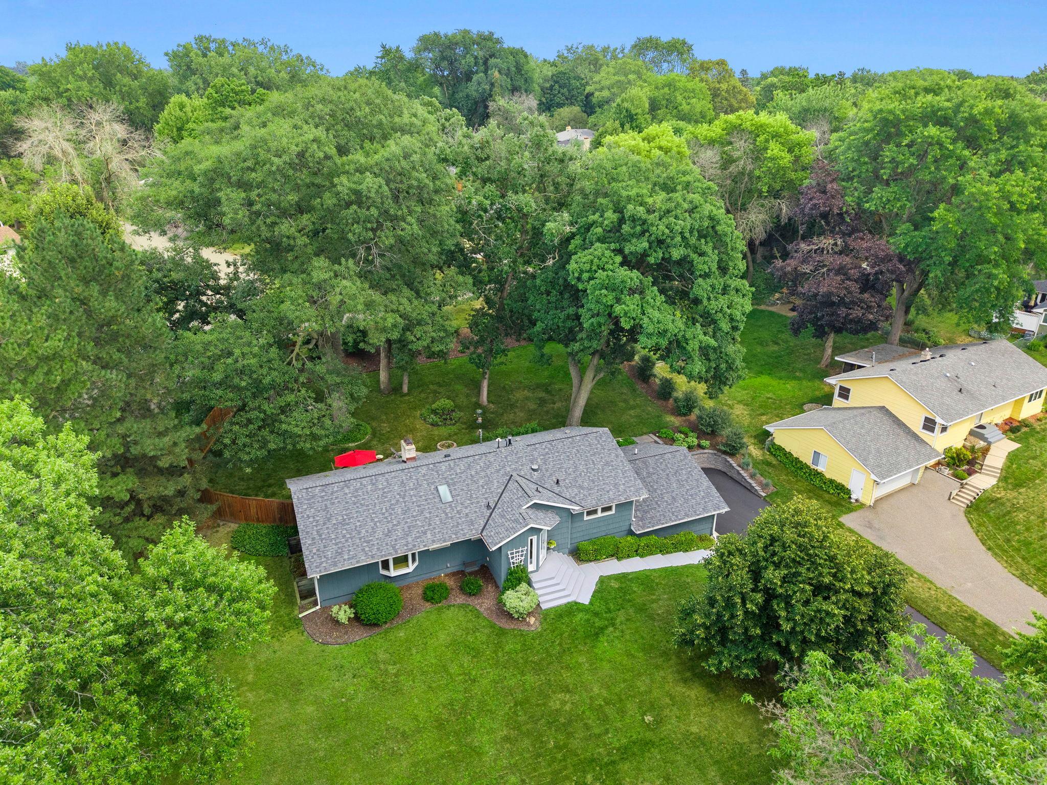 16409 Norwood Lane Property Photo 6