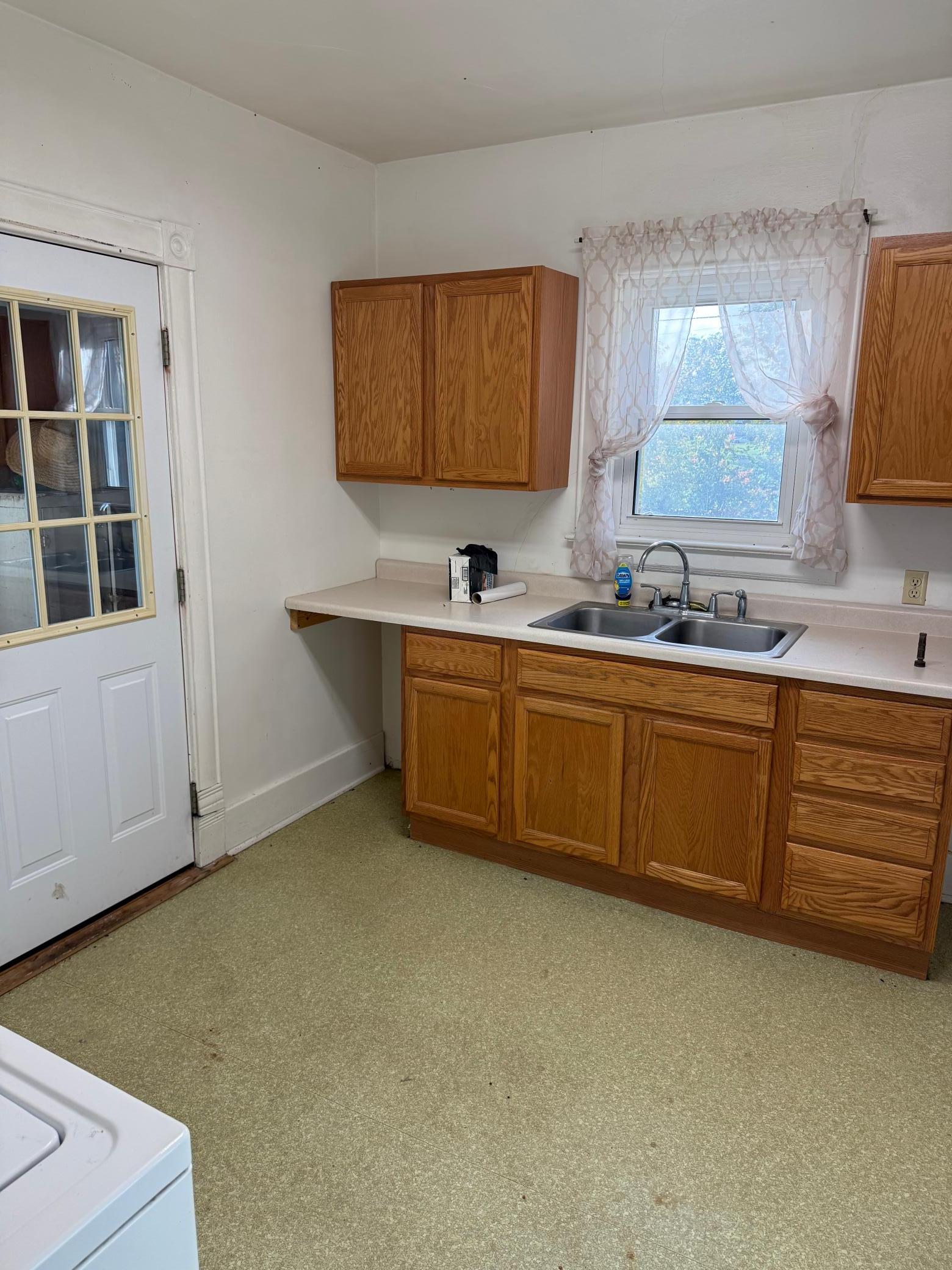 114 3rd Street N Property Photo 12
