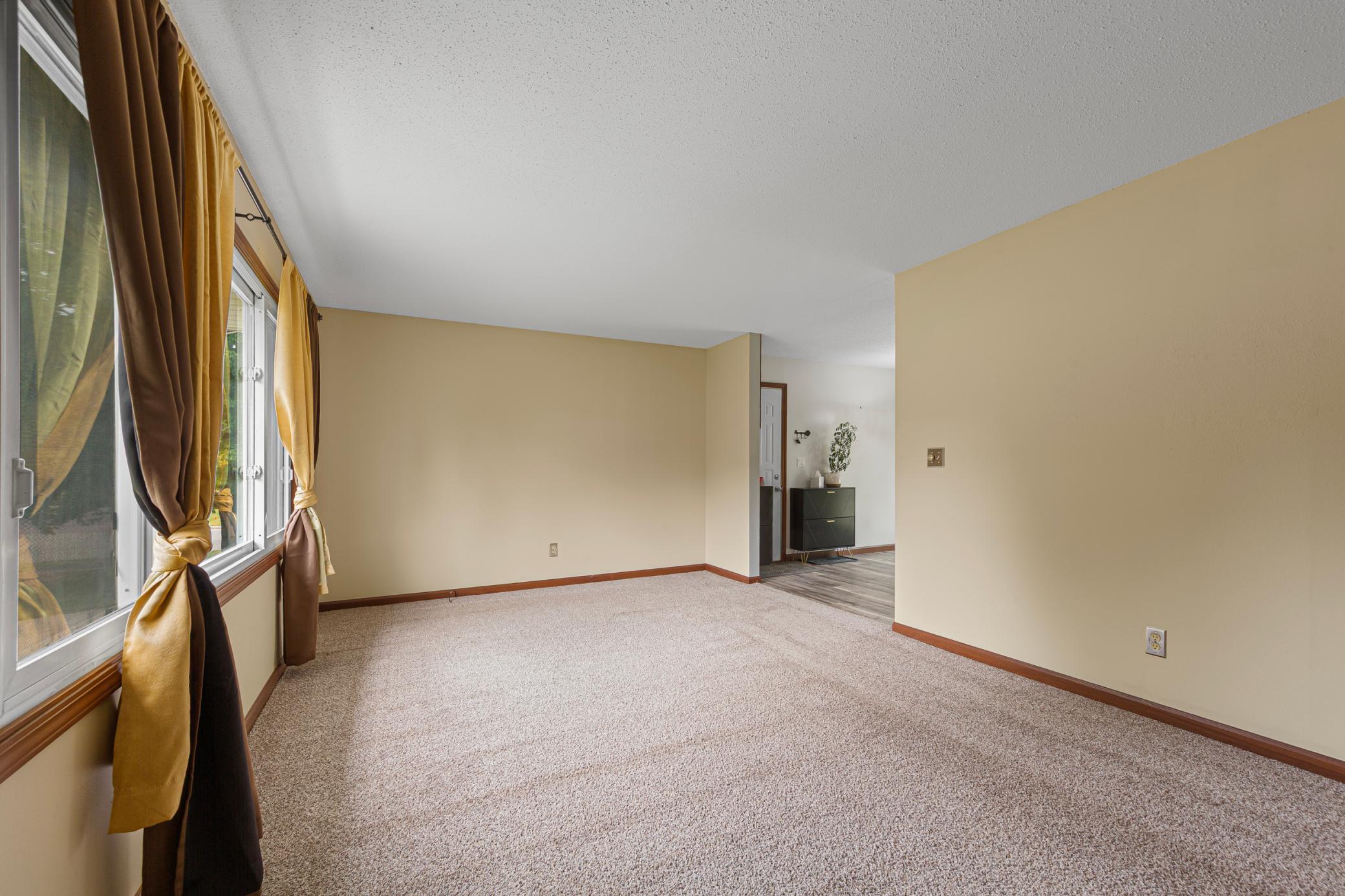 124 13th Avenue Nw Property Photo 11