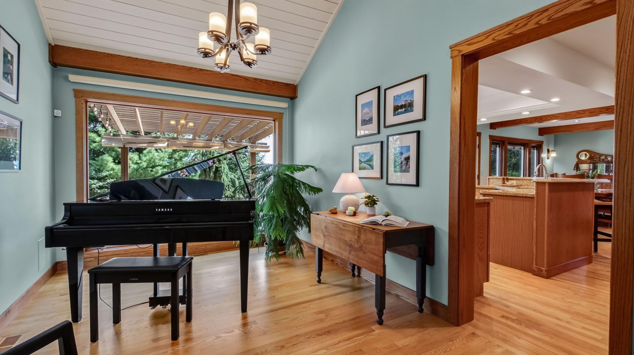 4669 N North Shore Drive Property Photo 19