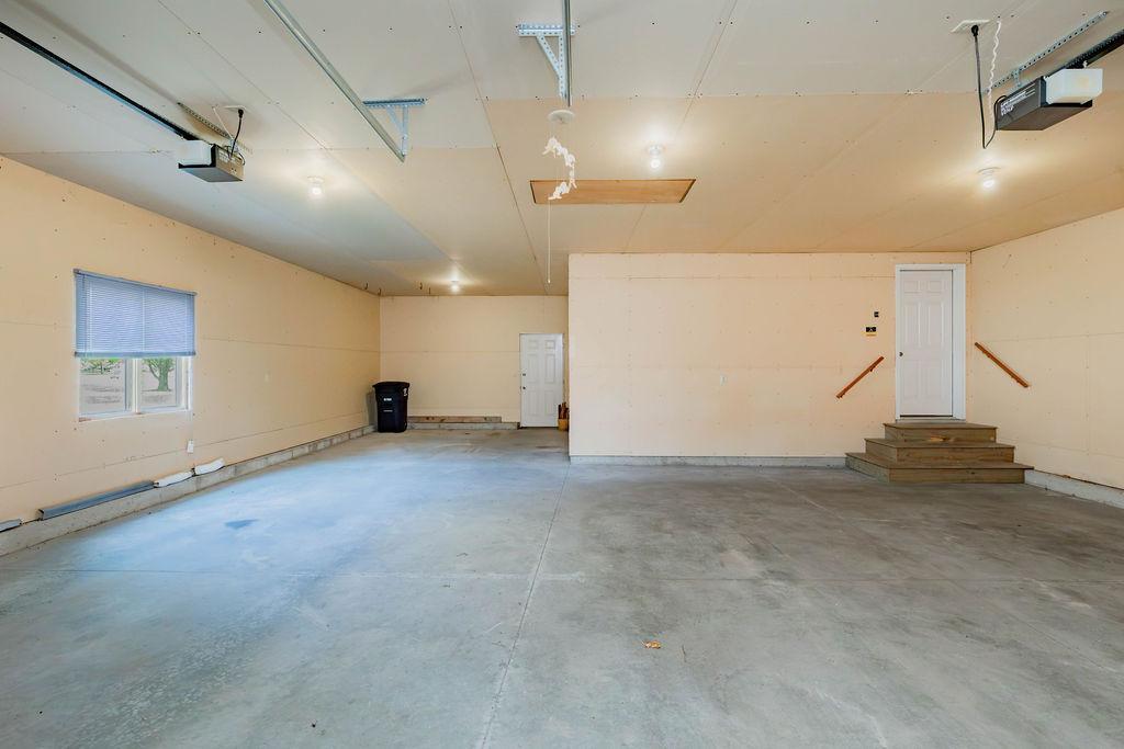 202 Fairway Drive Property Photo 9
