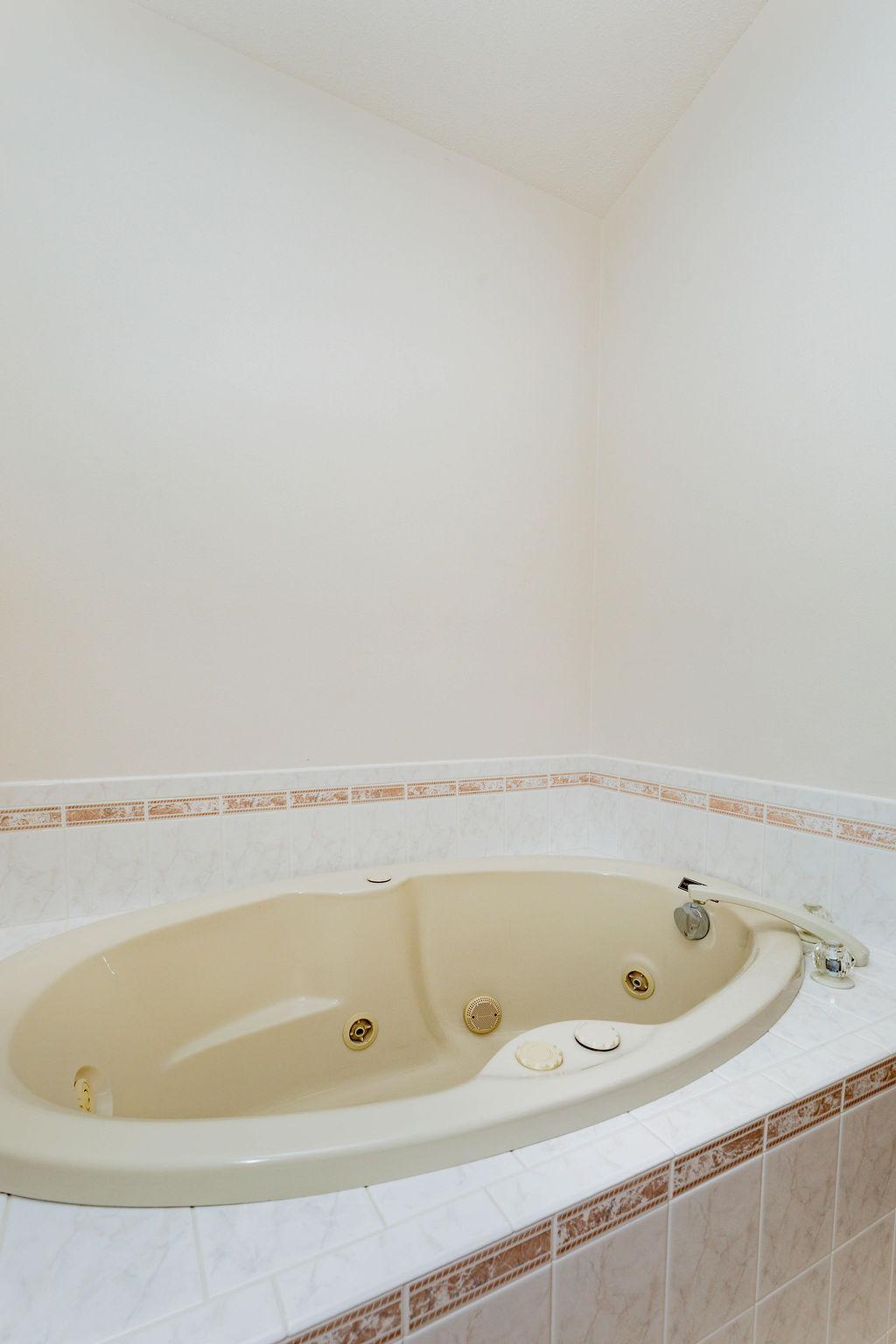 202 Fairway Drive Property Photo 33