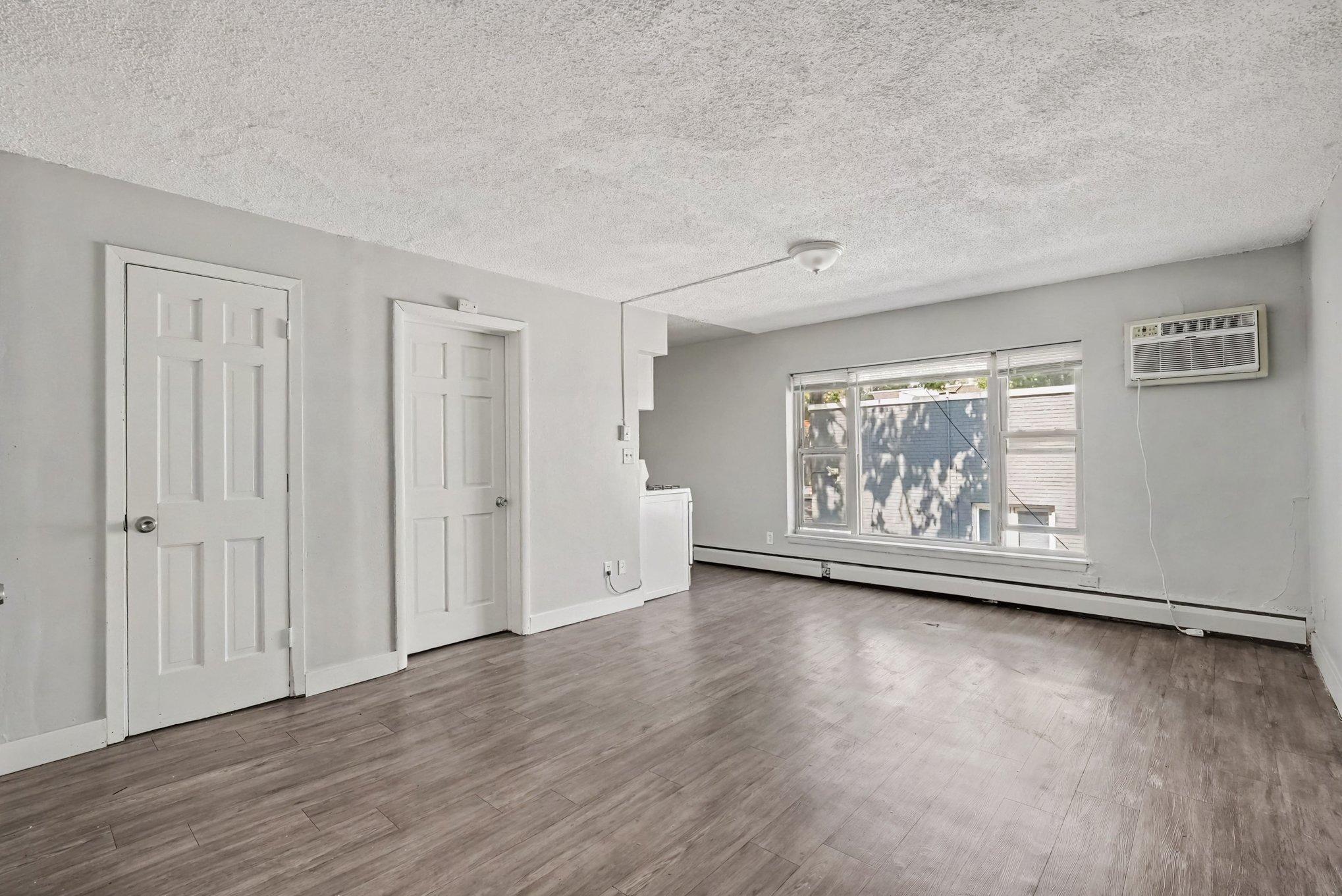 2110 Park Avenue Property Photo 4