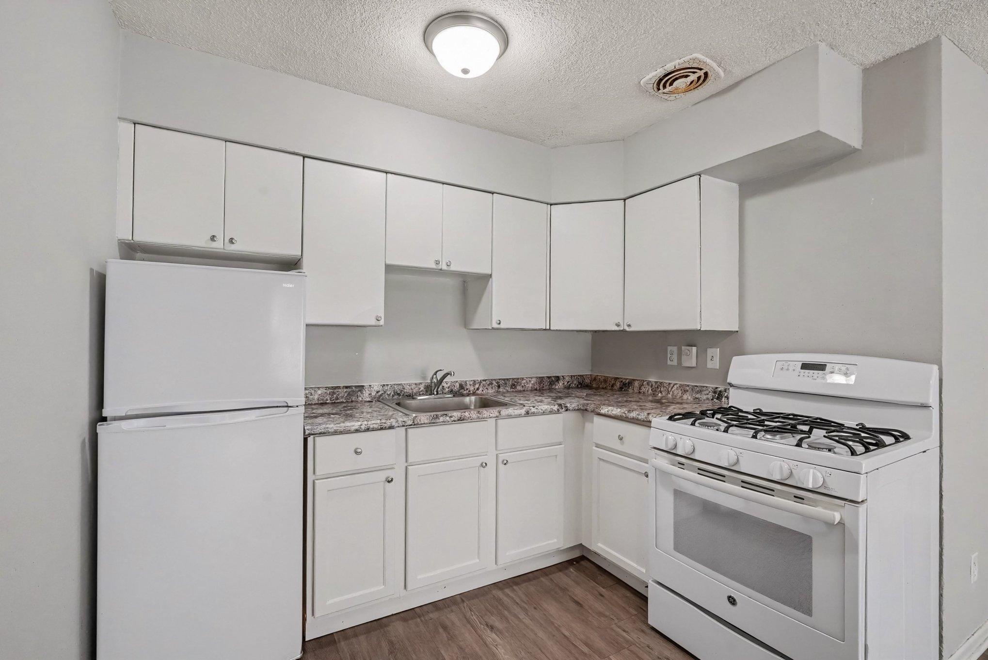 2110 Park Avenue Property Photo 6