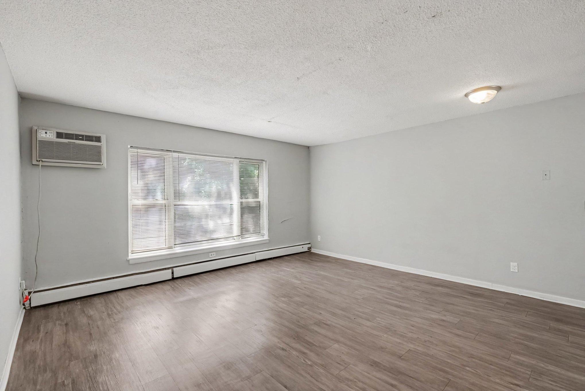 2110 Park Avenue Property Photo 11