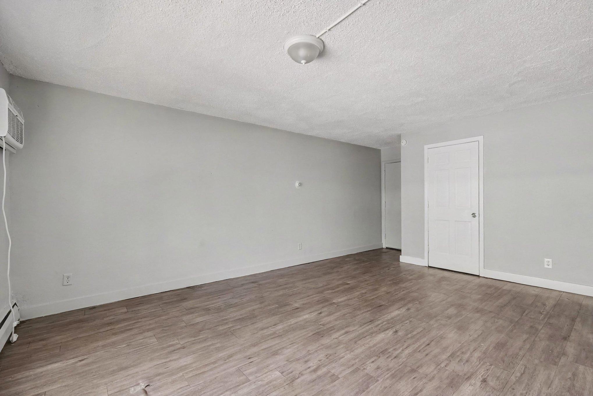 2110 Park Avenue Property Photo 15