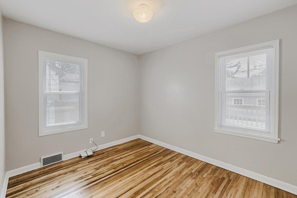 4900 5th Avenue S Property Photo 17