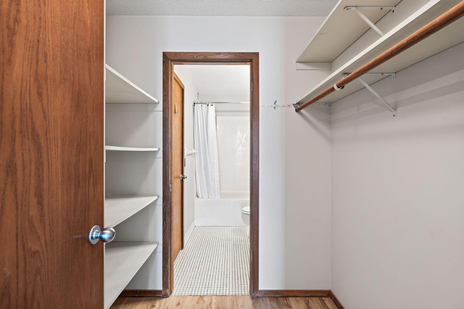 433 S 7th Street 2209 Property Photo 15