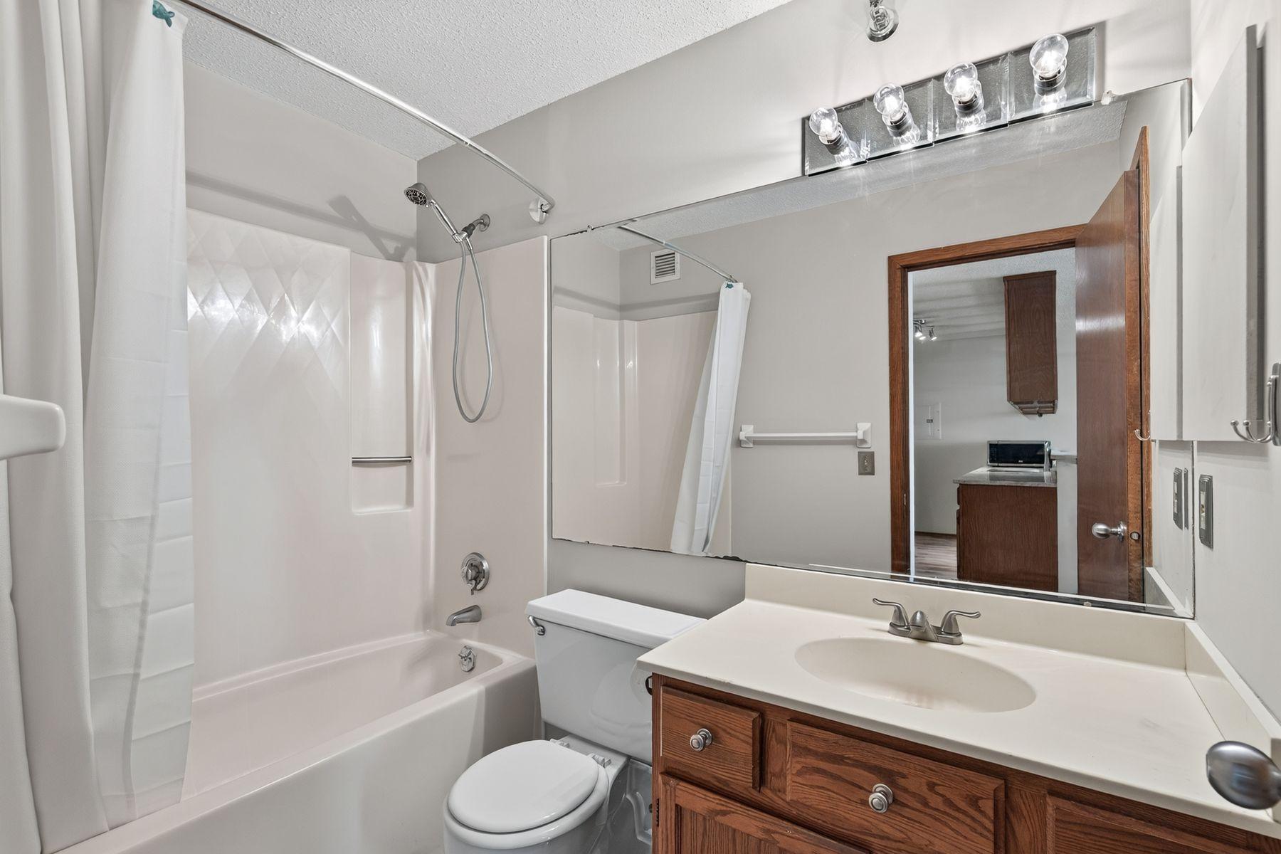 433 S 7th Street 2209 Property Photo 17
